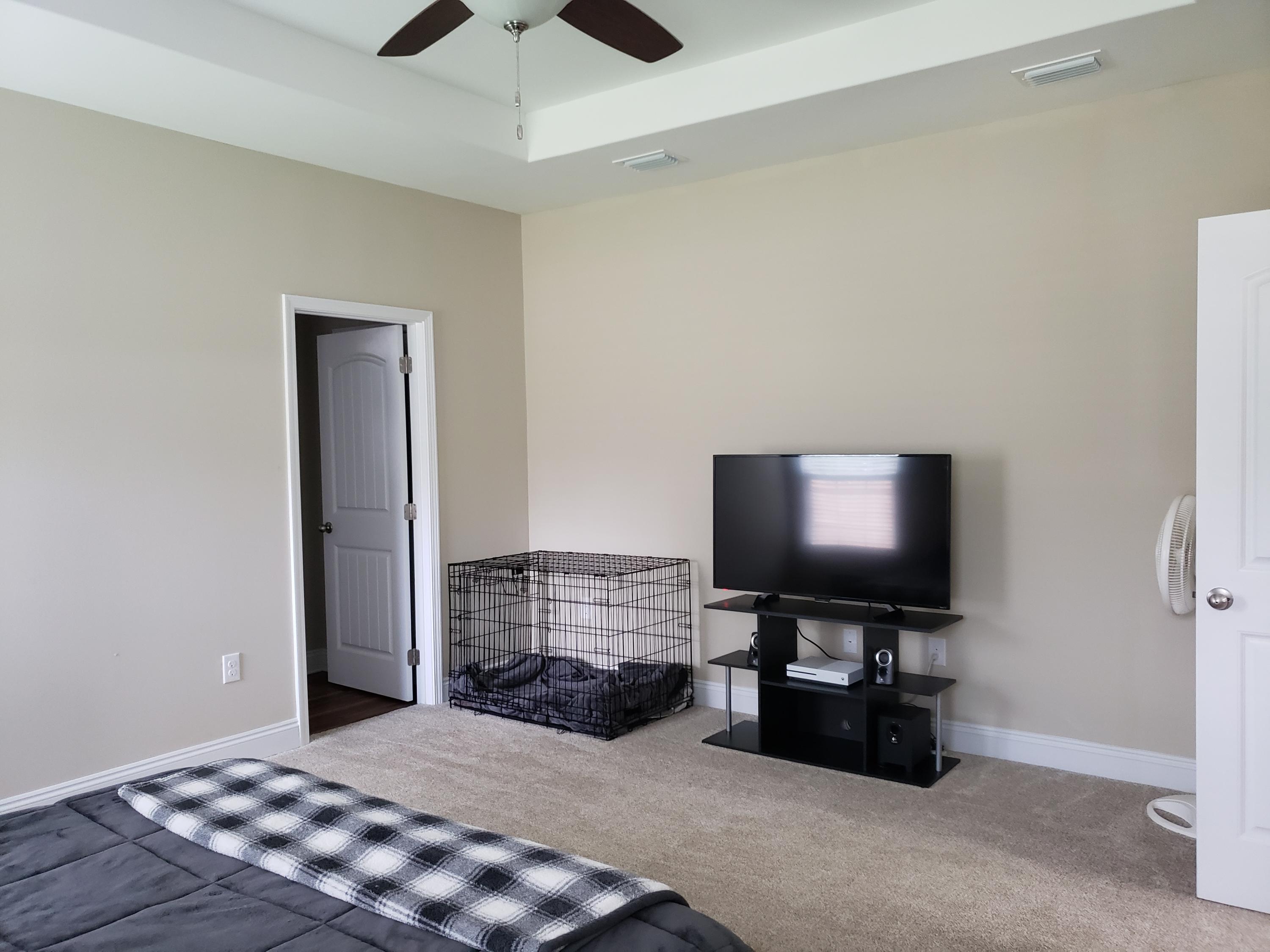CRESCENT SHORES - Residential Lease