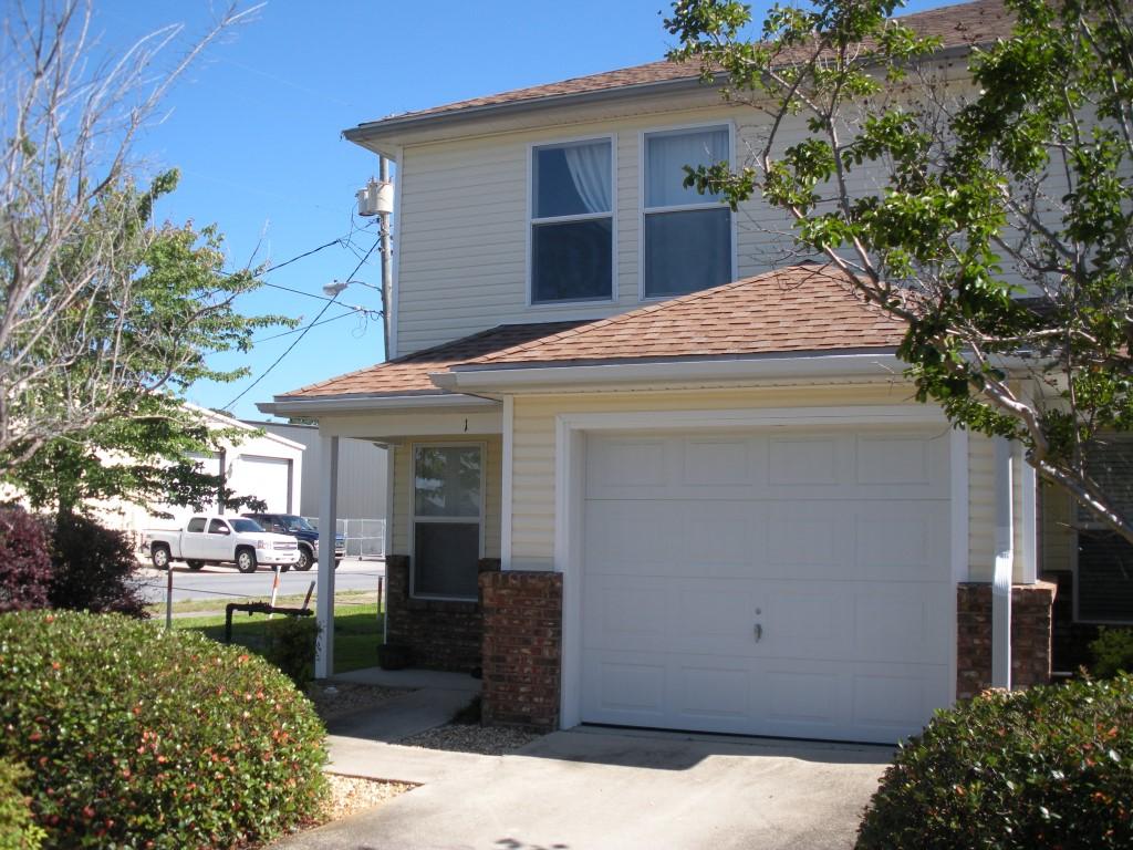 Tupelo Place - Residential