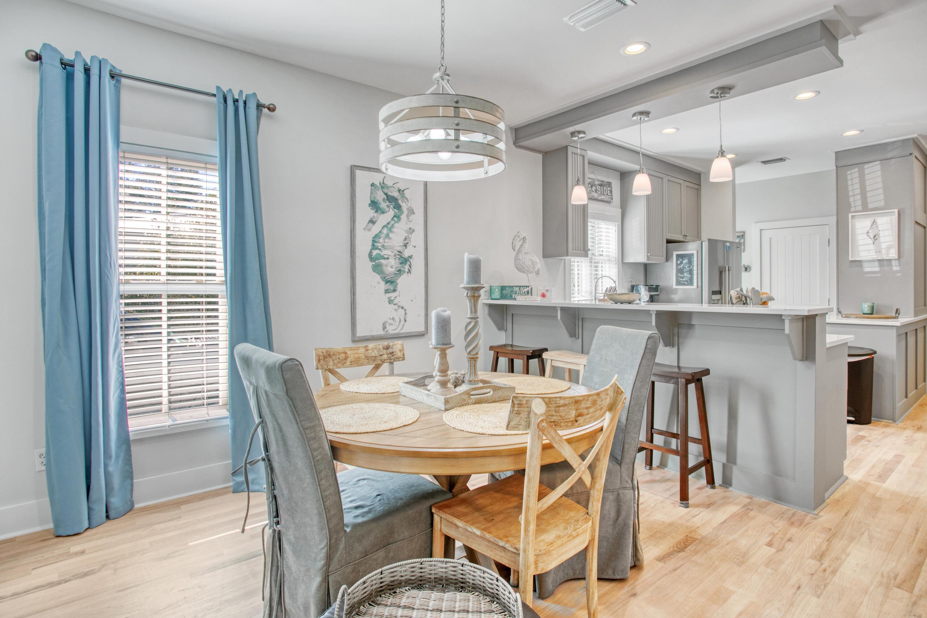 MAGNOLIA COTTAGES BY THE SEA - Residential