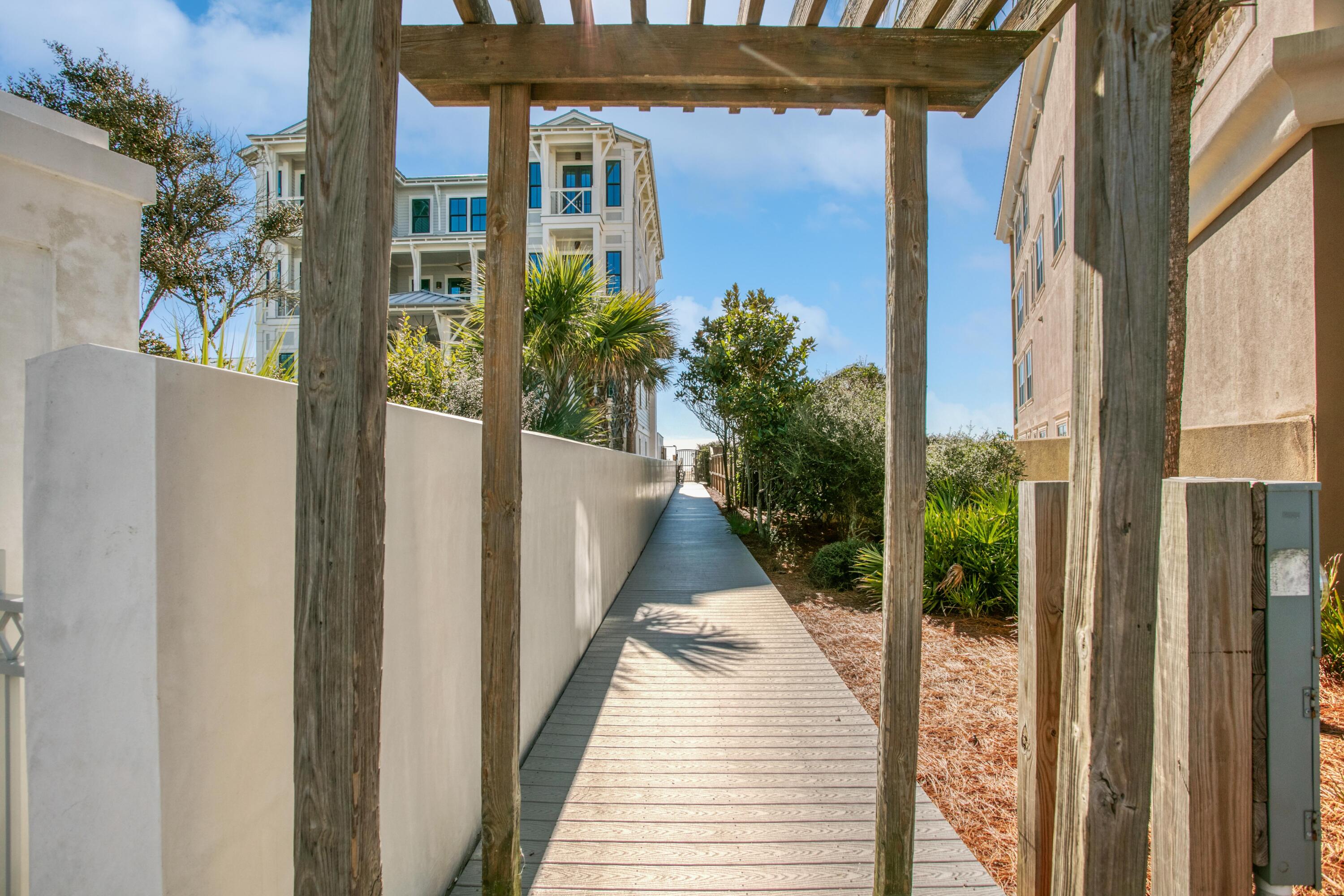 MAGNOLIA COTTAGES BY THE SEA - Residential