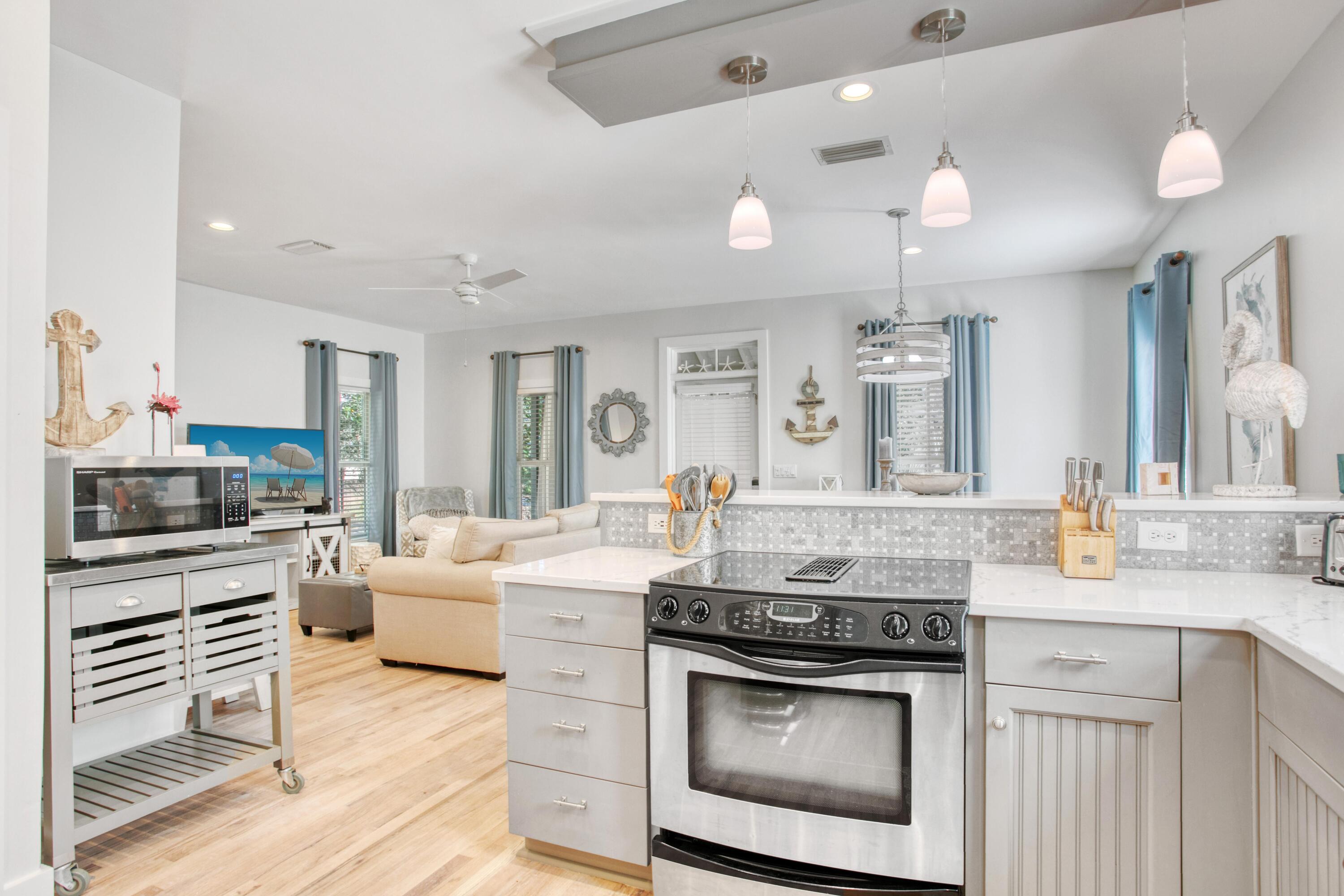 MAGNOLIA COTTAGES BY THE SEA - Residential