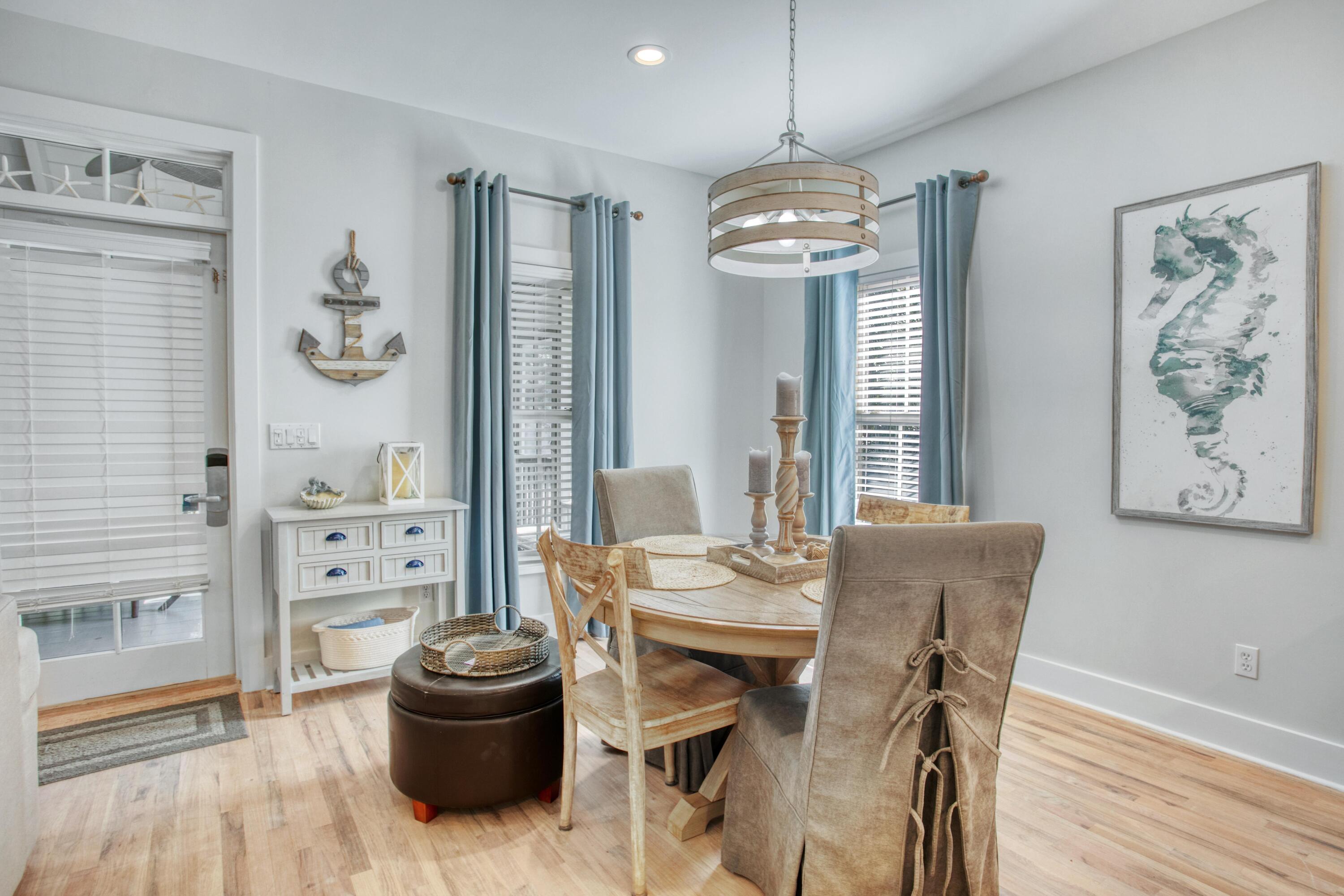 MAGNOLIA COTTAGES BY THE SEA - Residential