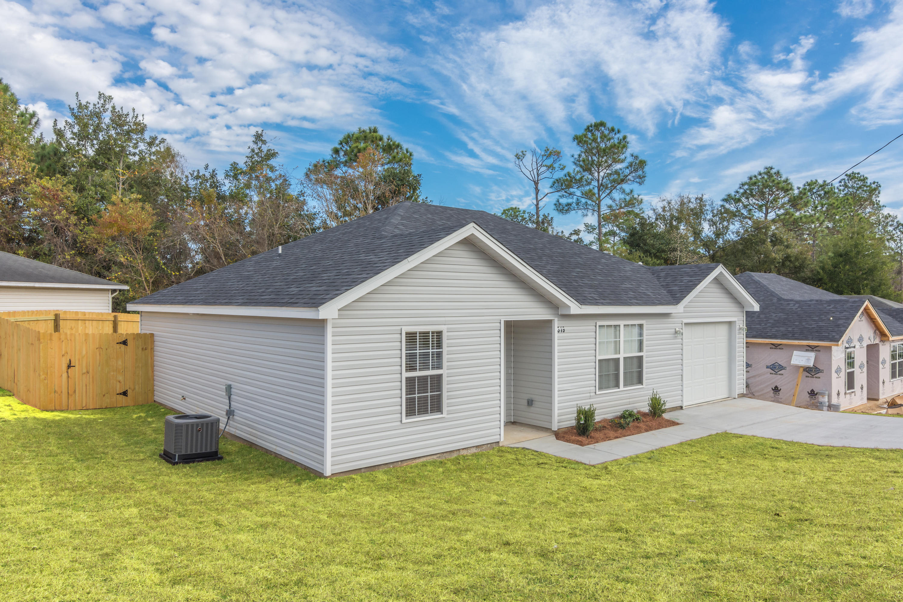 TRAILWOOD ESTATES - Residential