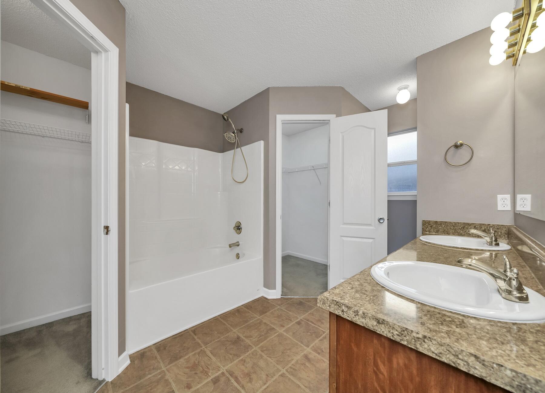 PROMISE CREEK - Residential