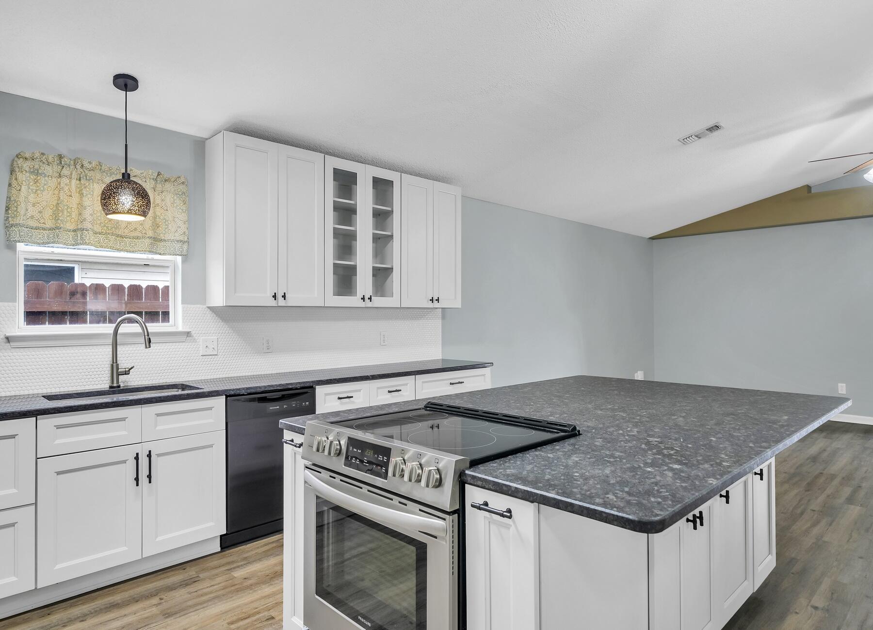 PROMISE CREEK - Residential