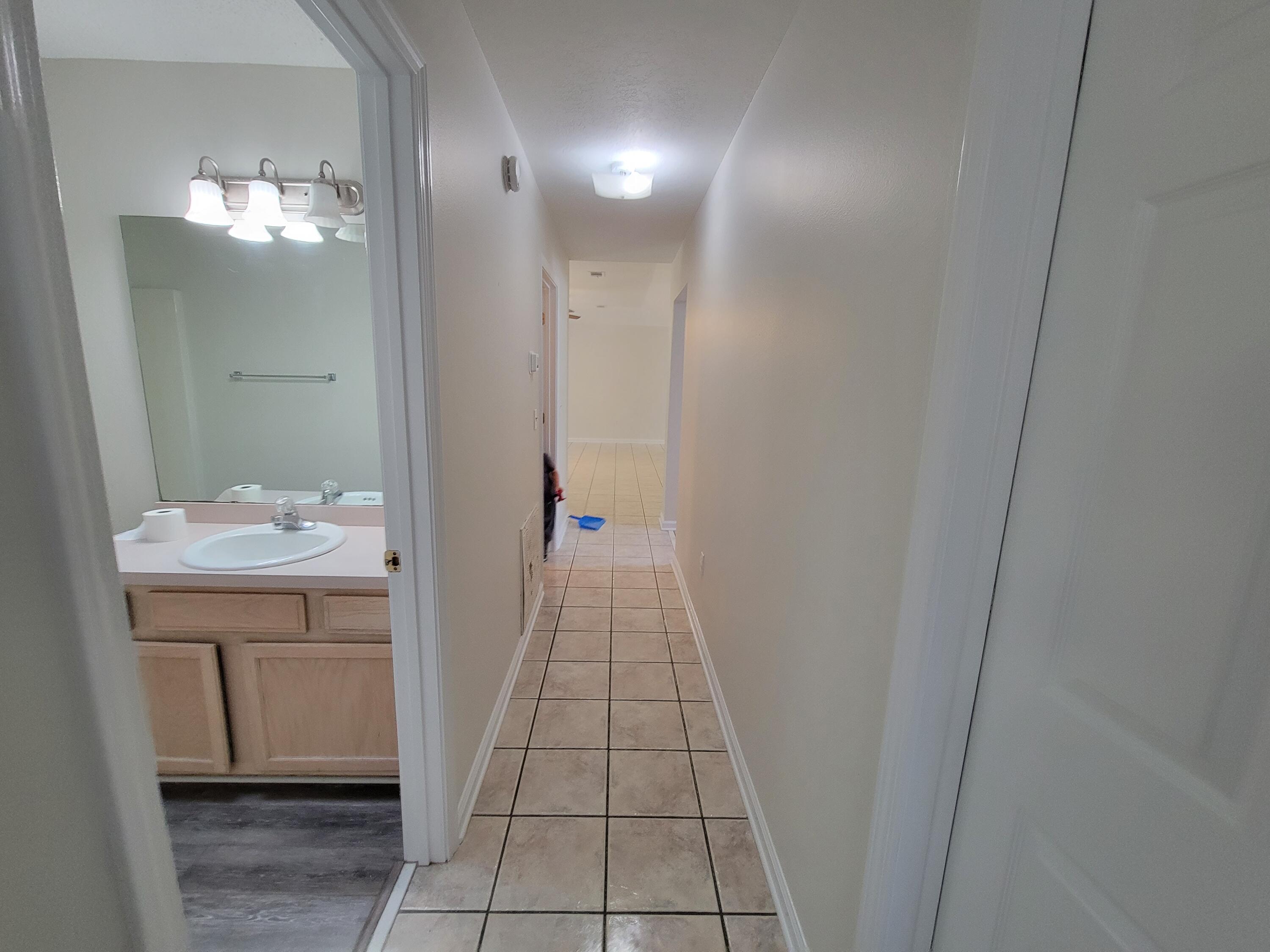 HIDDEN LAKES ESTATES - Residential