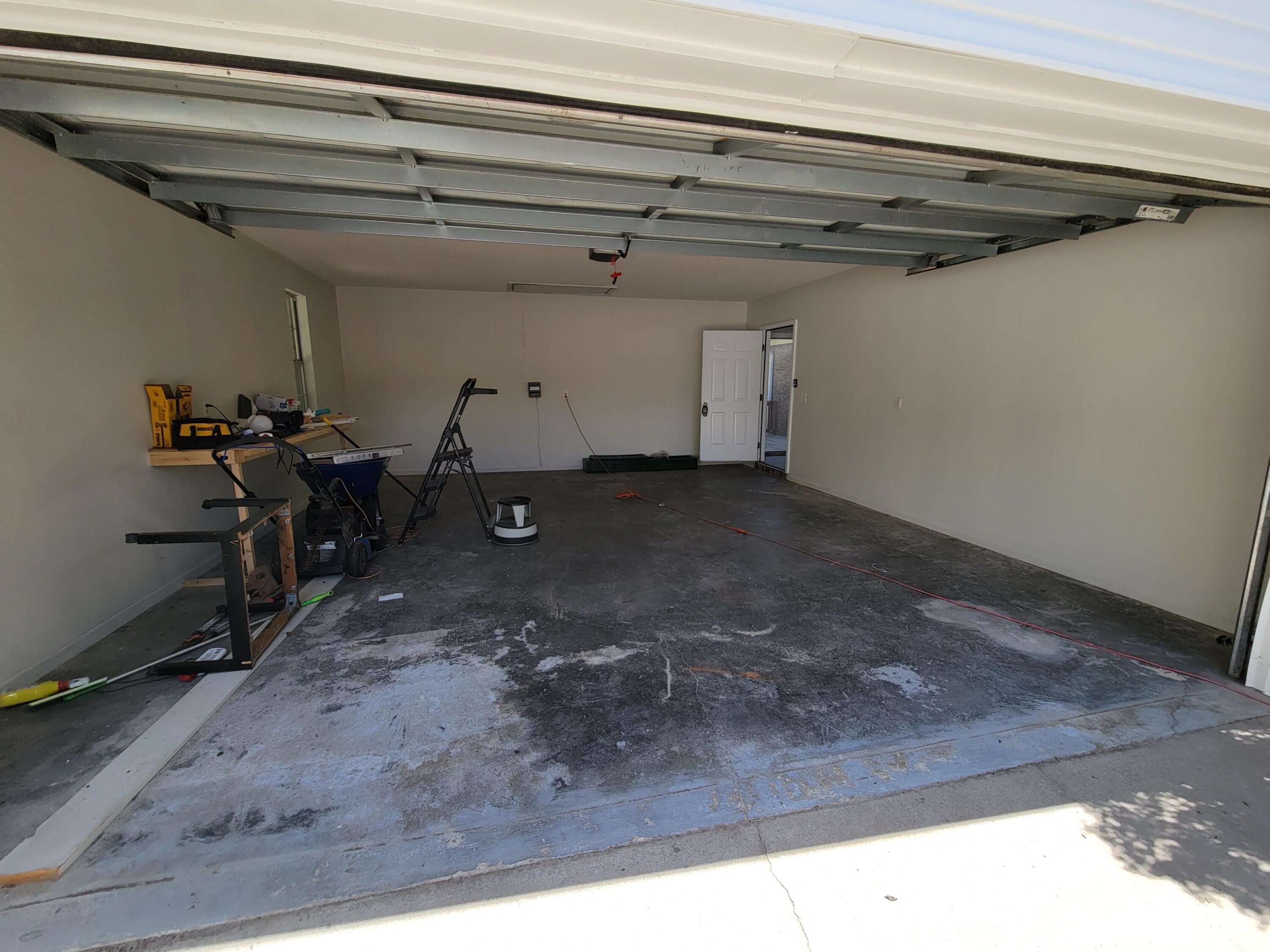 HIDDEN LAKES ESTATES - Residential