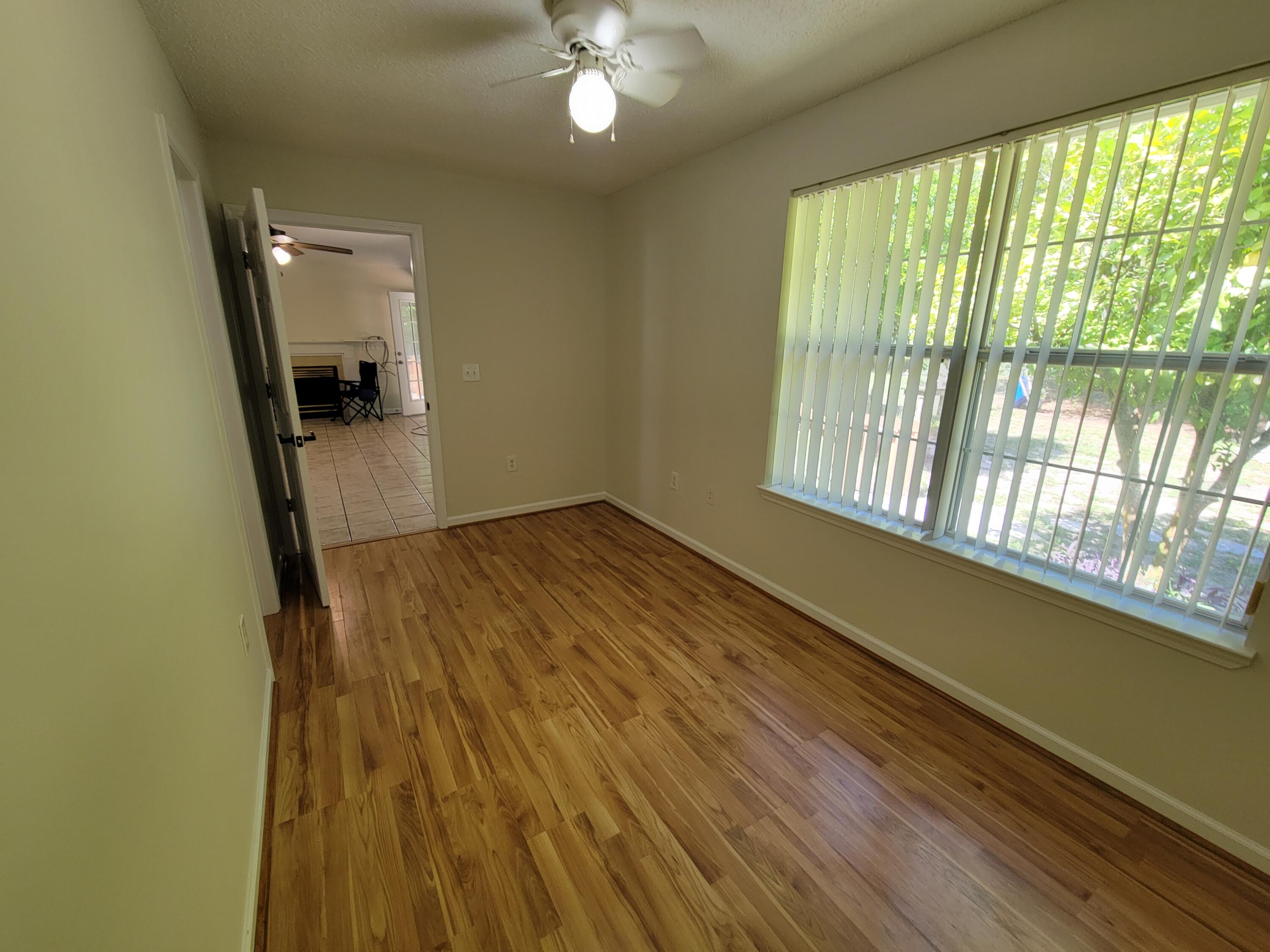 HIDDEN LAKES ESTATES - Residential