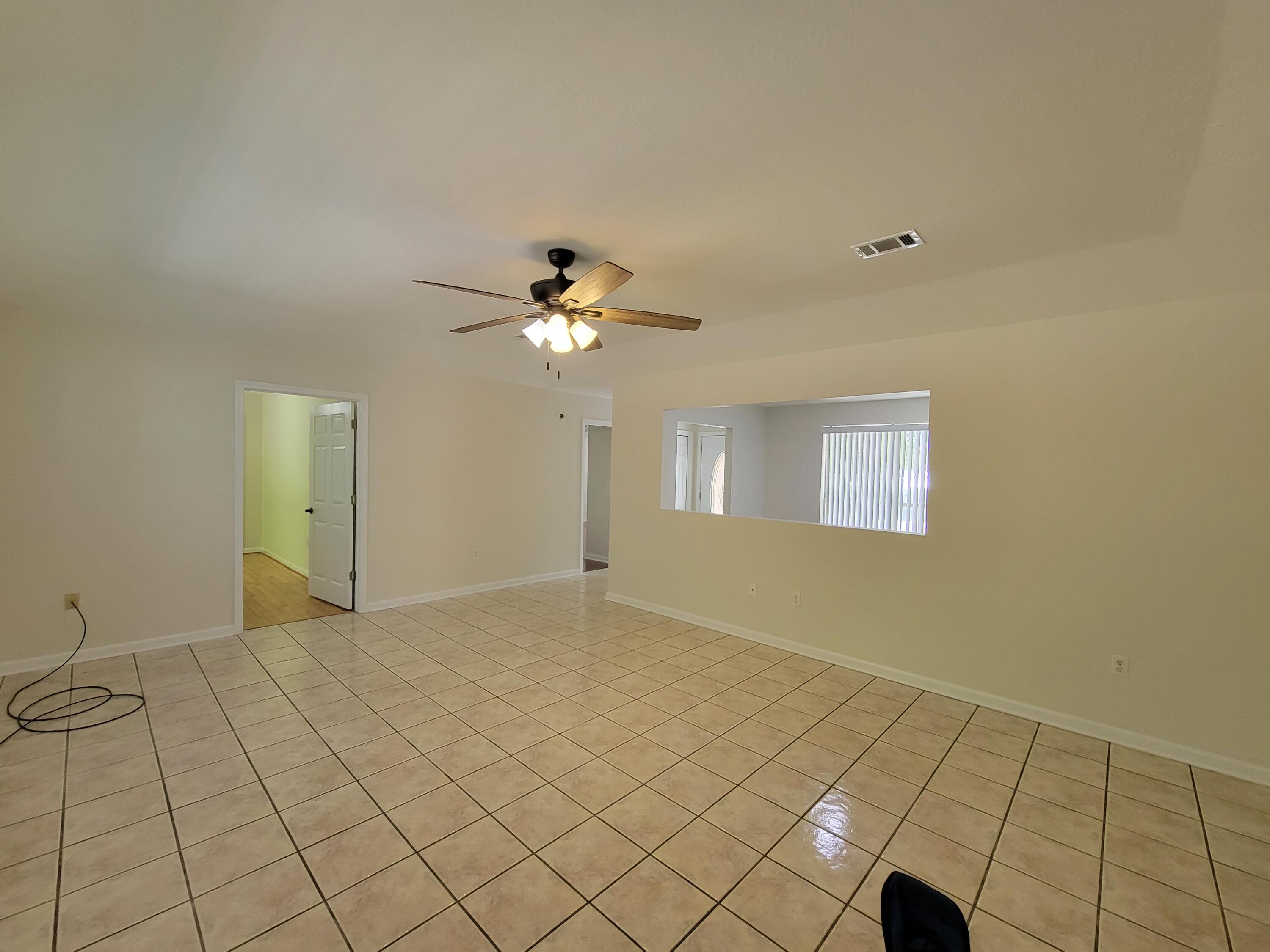 HIDDEN LAKES ESTATES - Residential