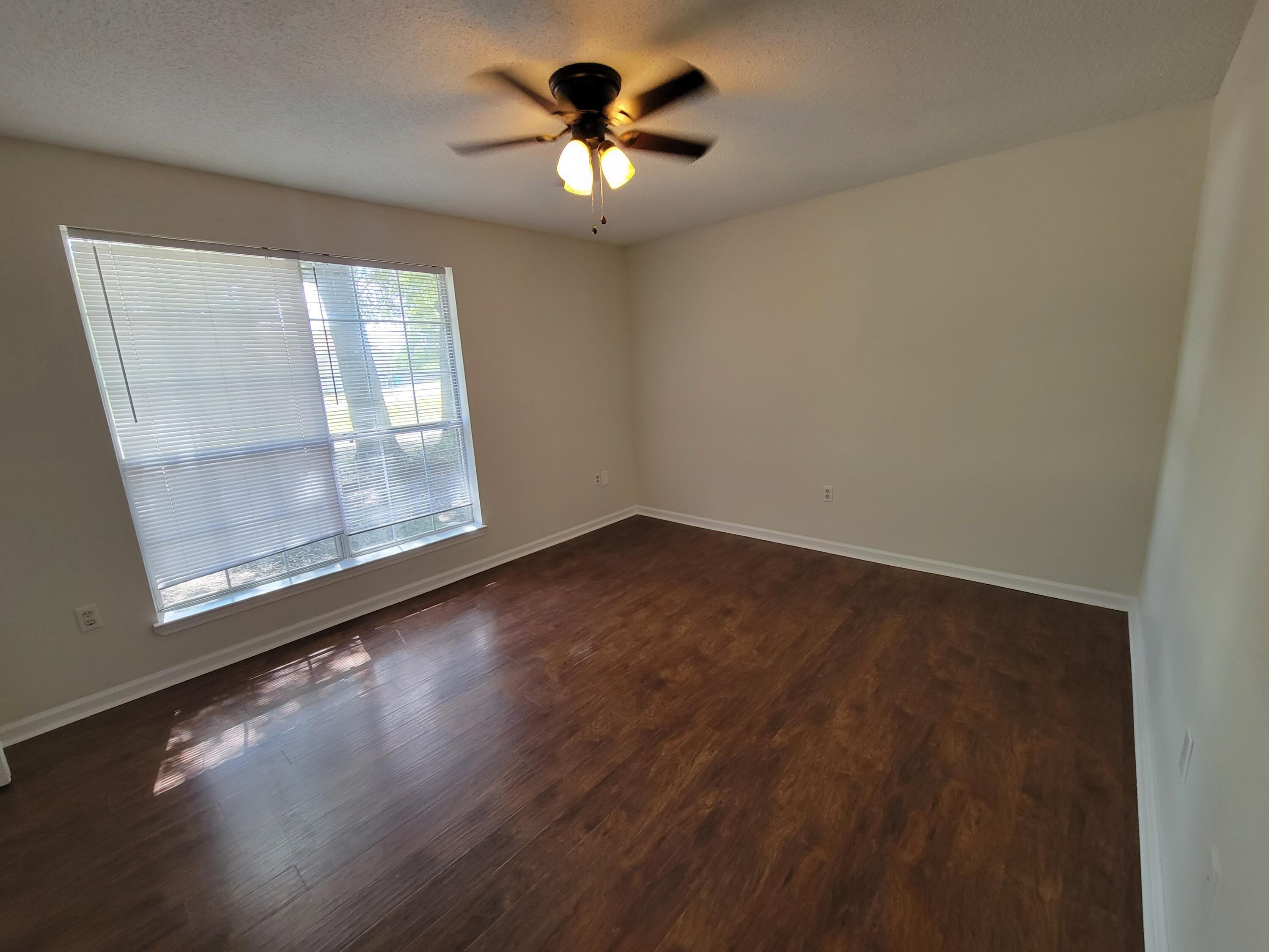 HIDDEN LAKES ESTATES - Residential