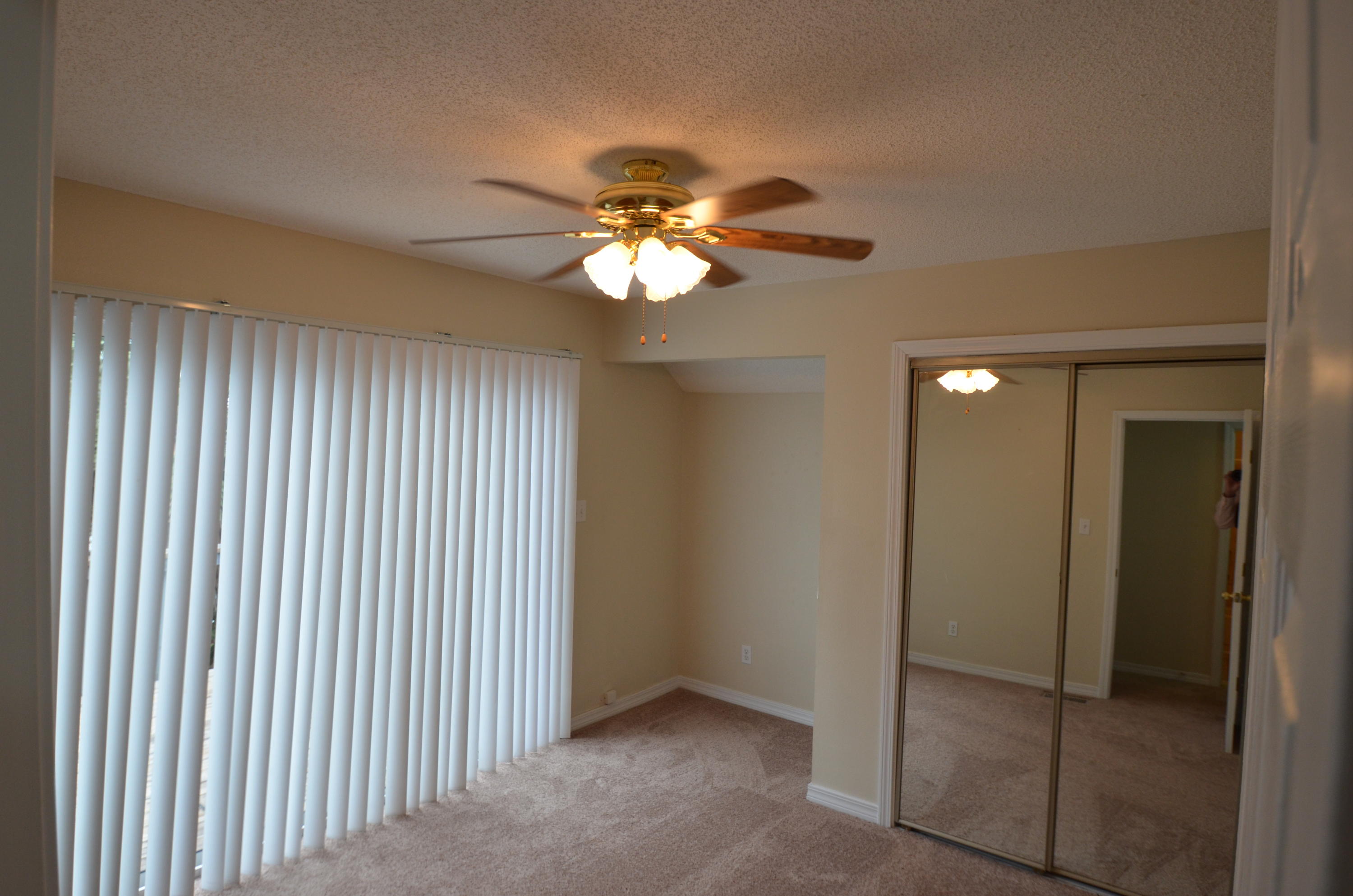 CRESCENT SHORES - Residential Lease