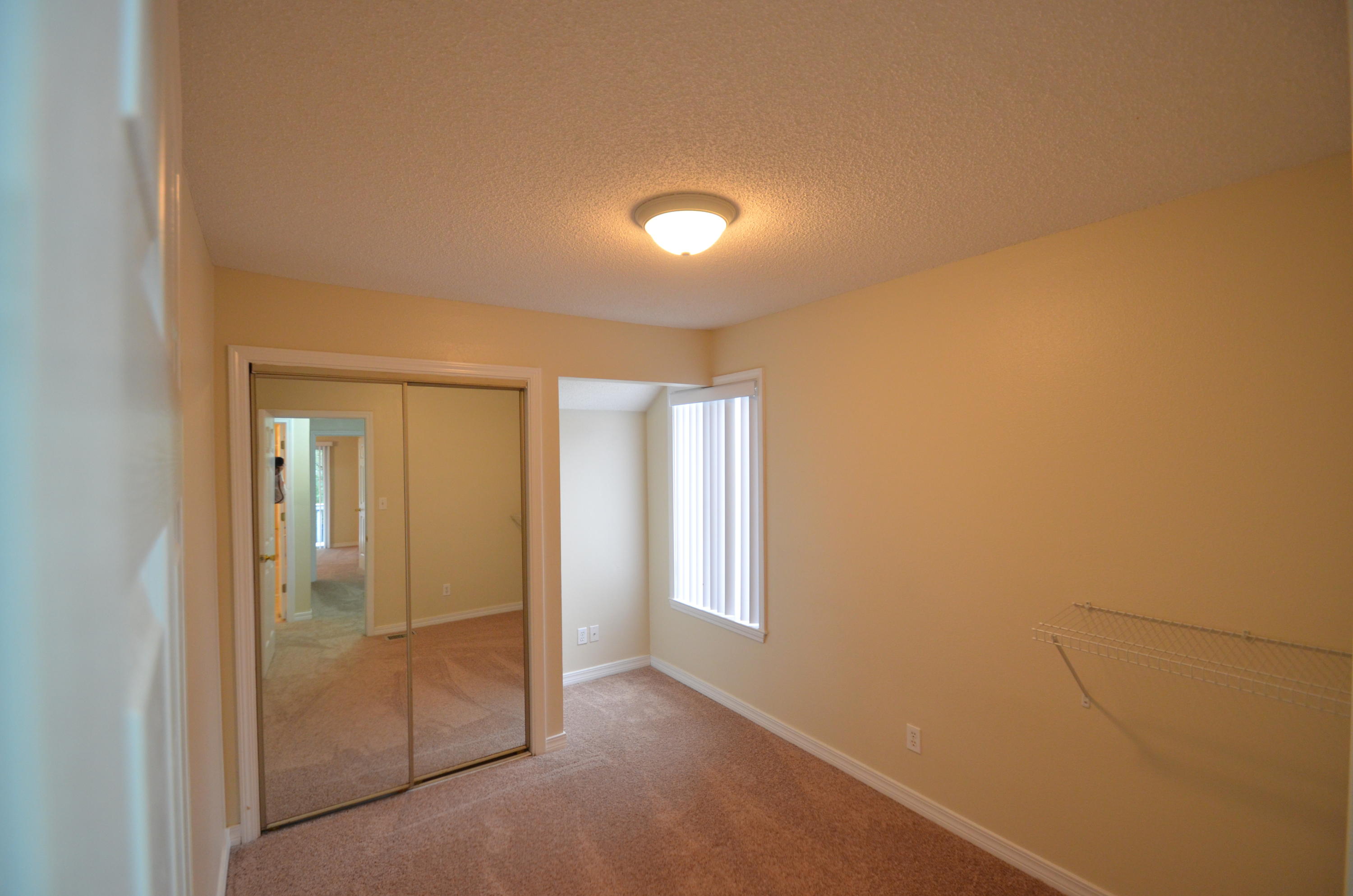 CRESCENT SHORES - Residential Lease