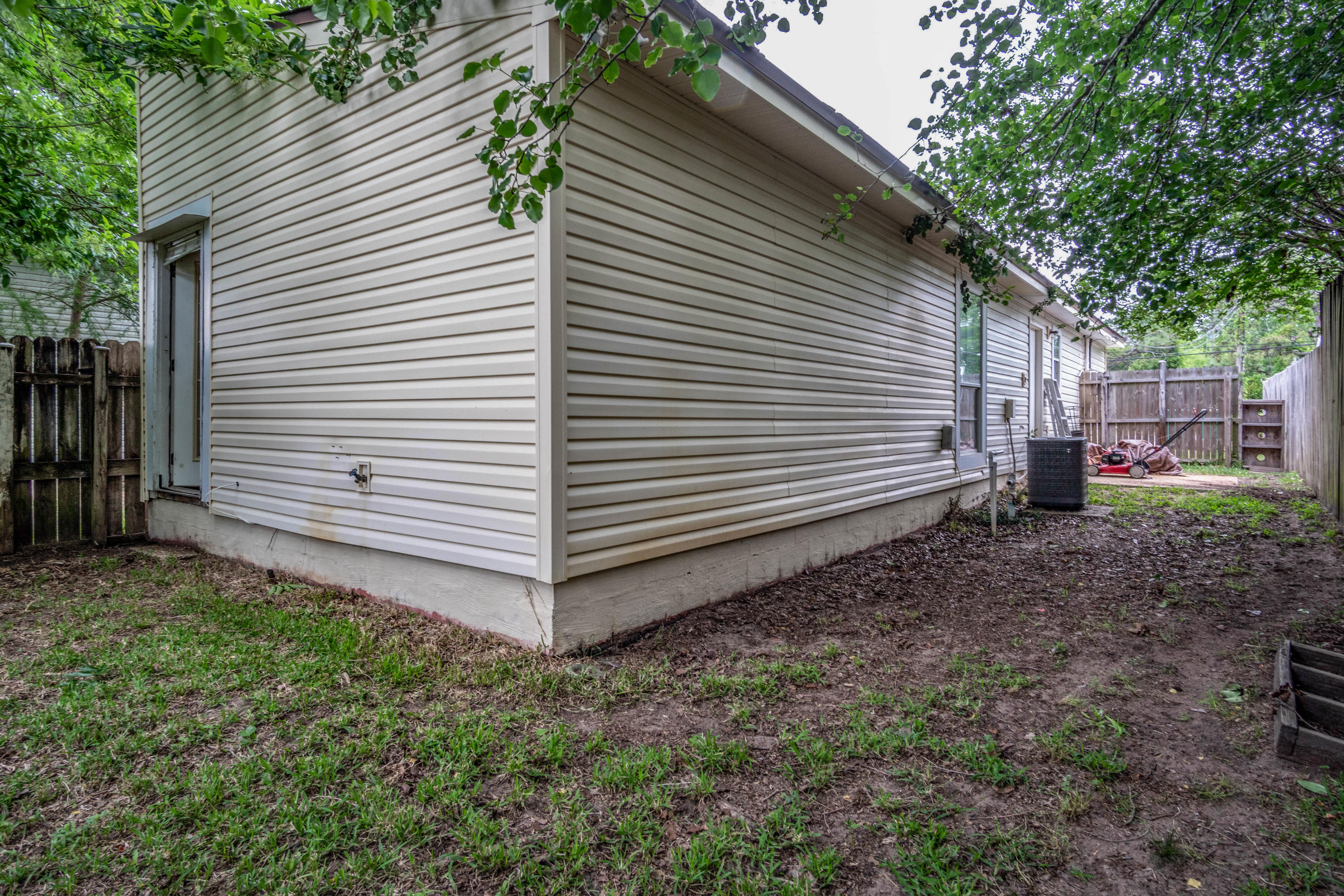 PINE MEADOWS 1ST ADDN - Residential