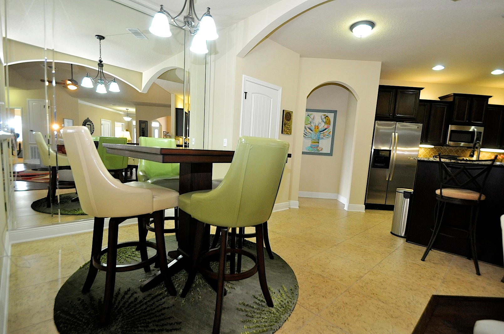 WHISPERING LAKE - Residential