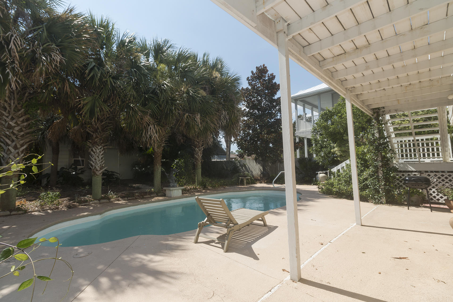 CRYSTAL BEACH - Residential