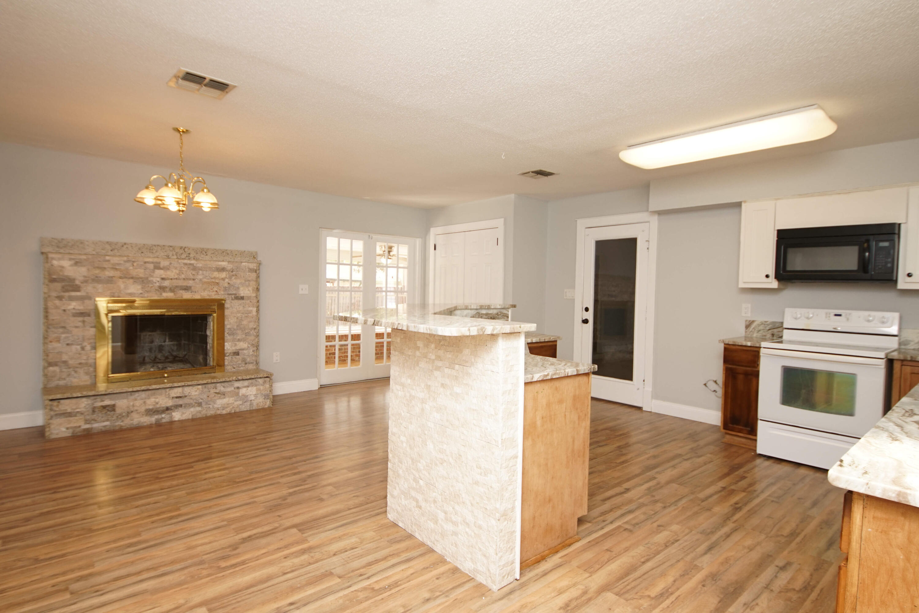 BLUEWATER BAY VILLAGE 1A - Residential