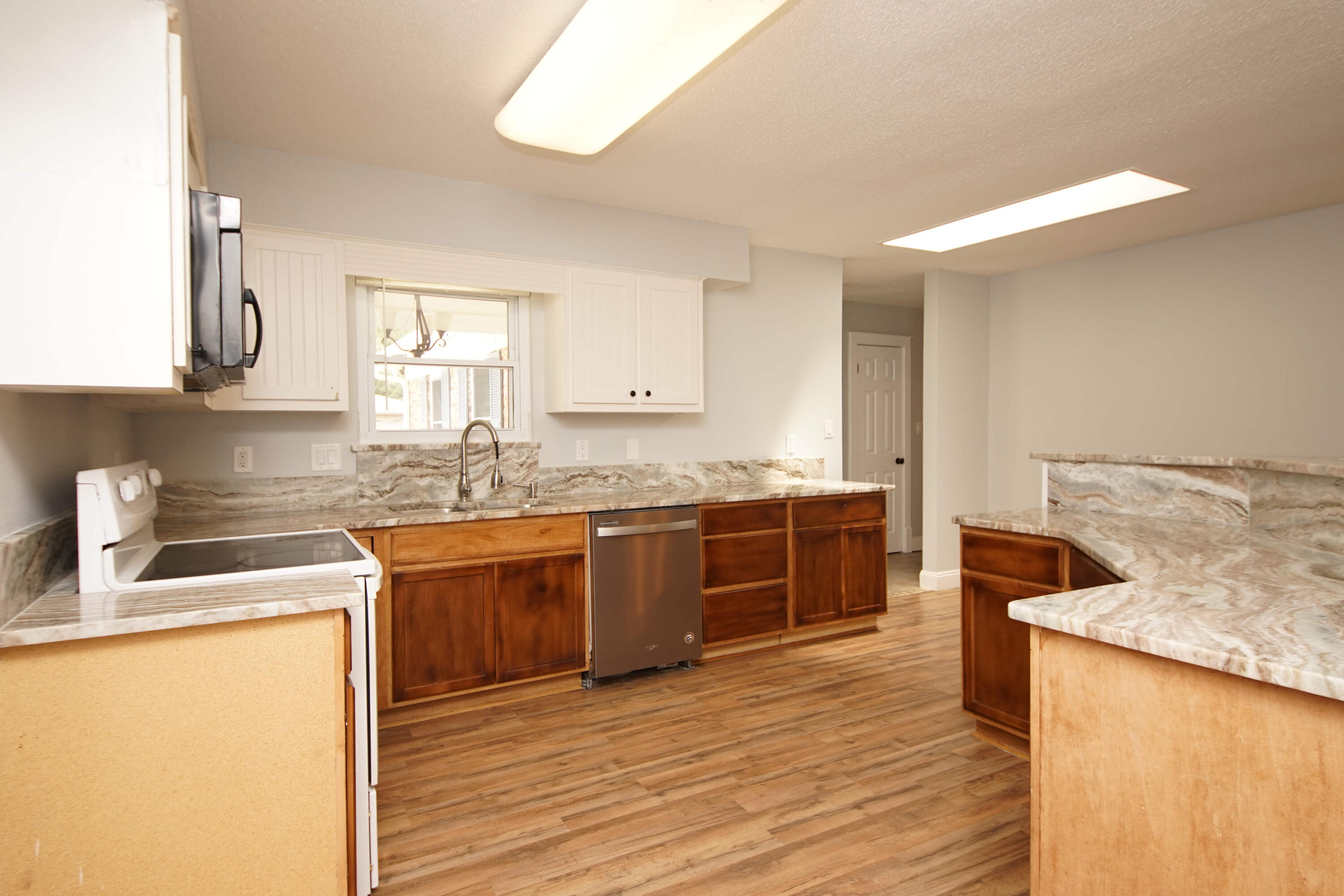 BLUEWATER BAY VILLAGE 1A - Residential