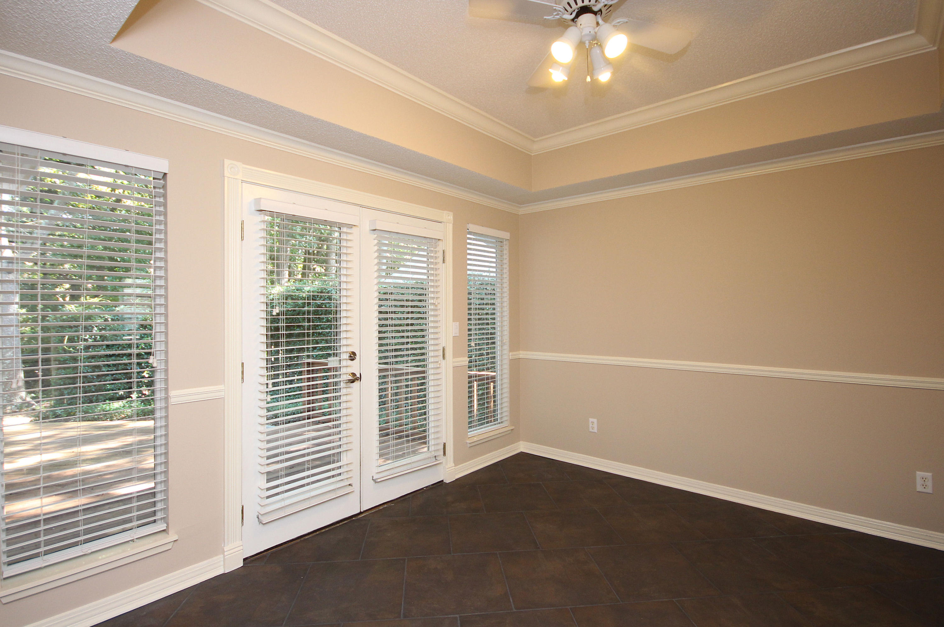 ISLANDVIEW BEACH - Residential