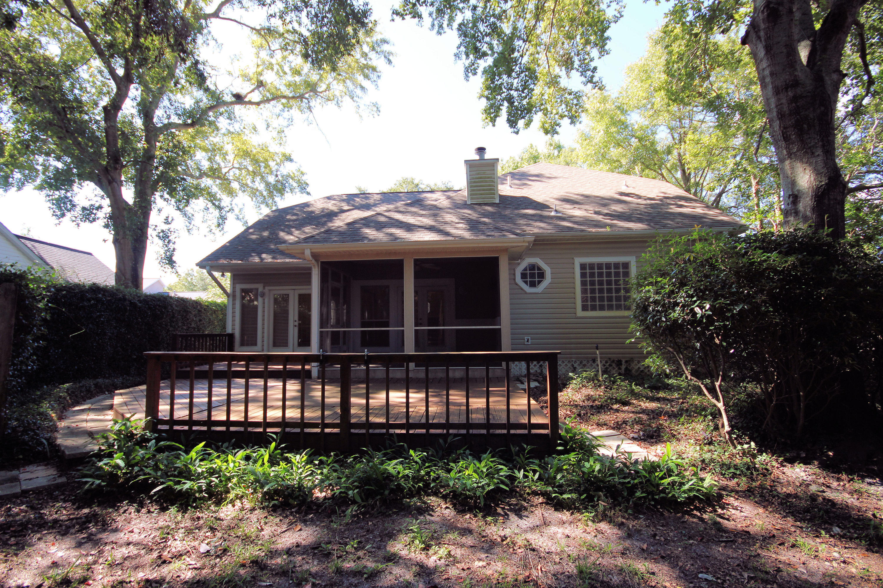 ISLANDVIEW BEACH - Residential