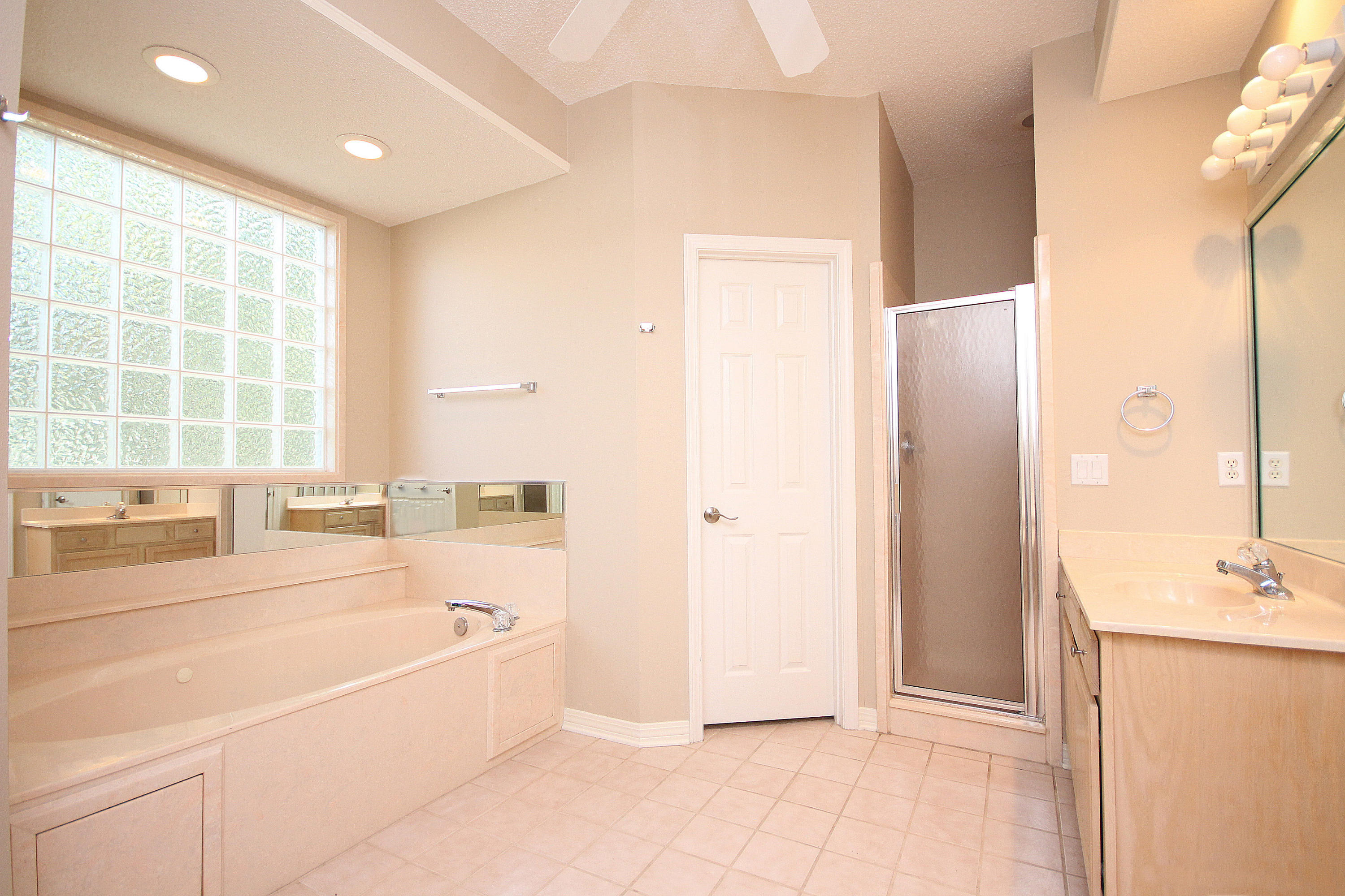 ISLANDVIEW BEACH - Residential