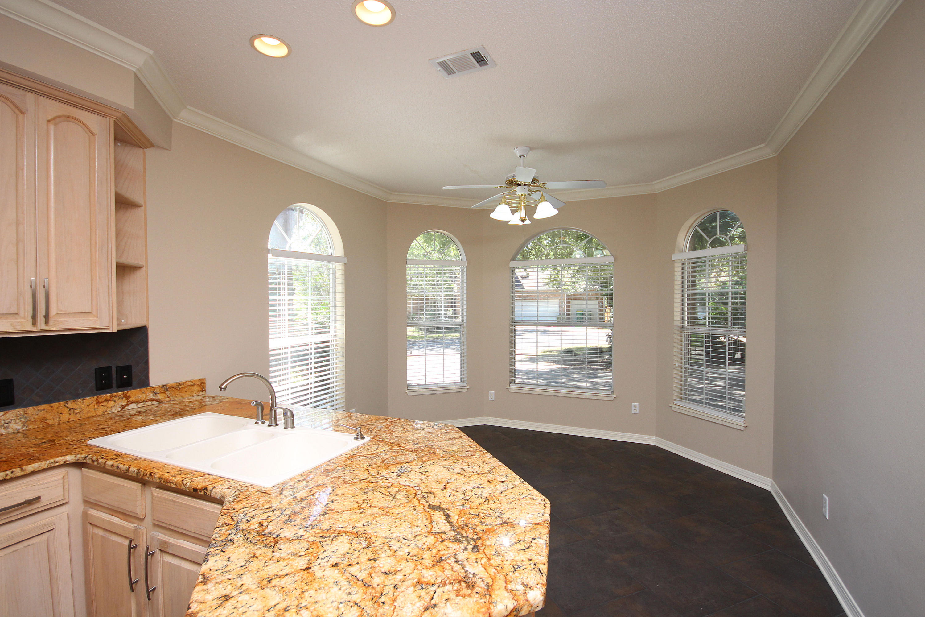 ISLANDVIEW BEACH - Residential