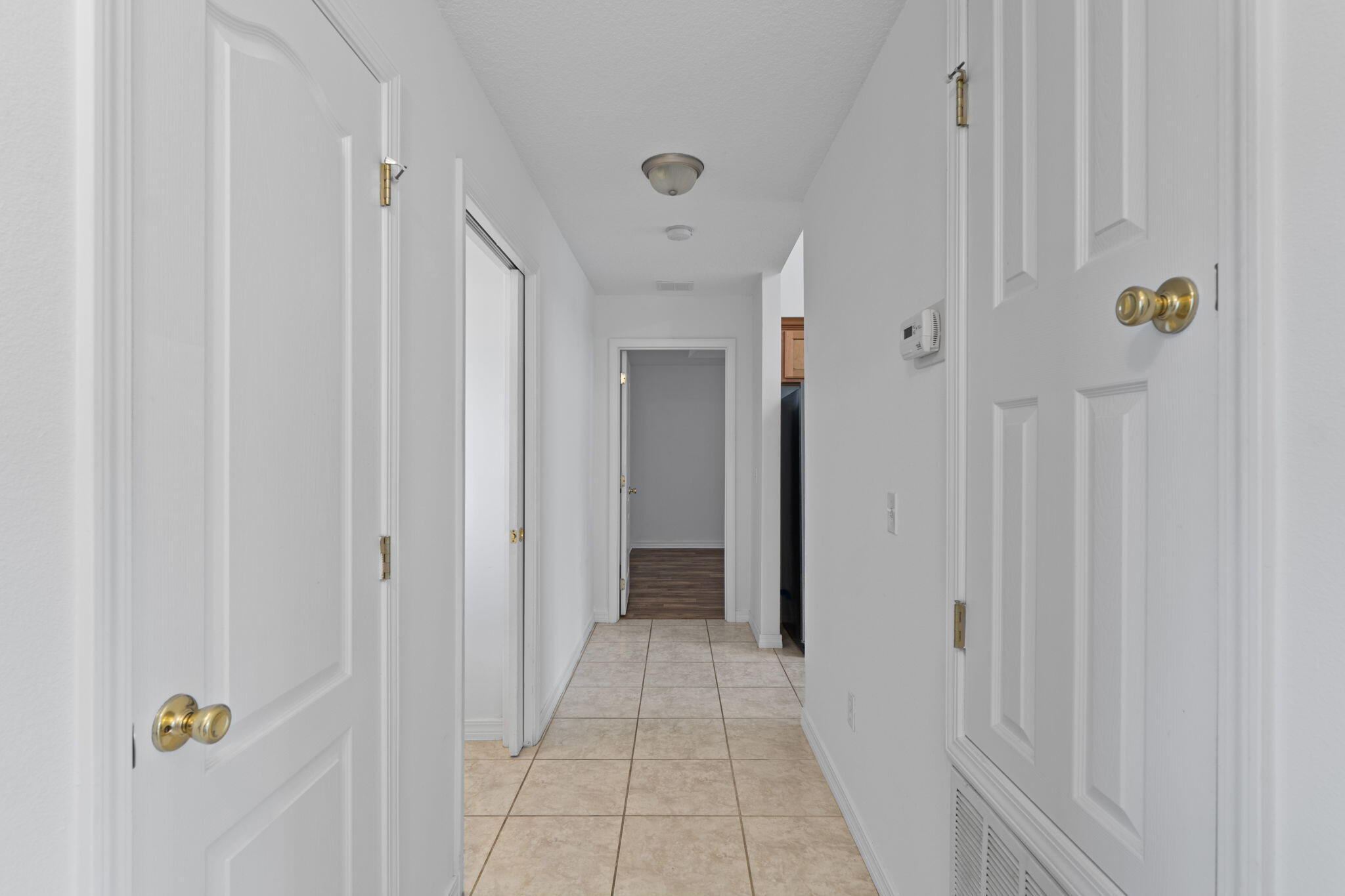 HOLLEY BY THE SEA - Residential