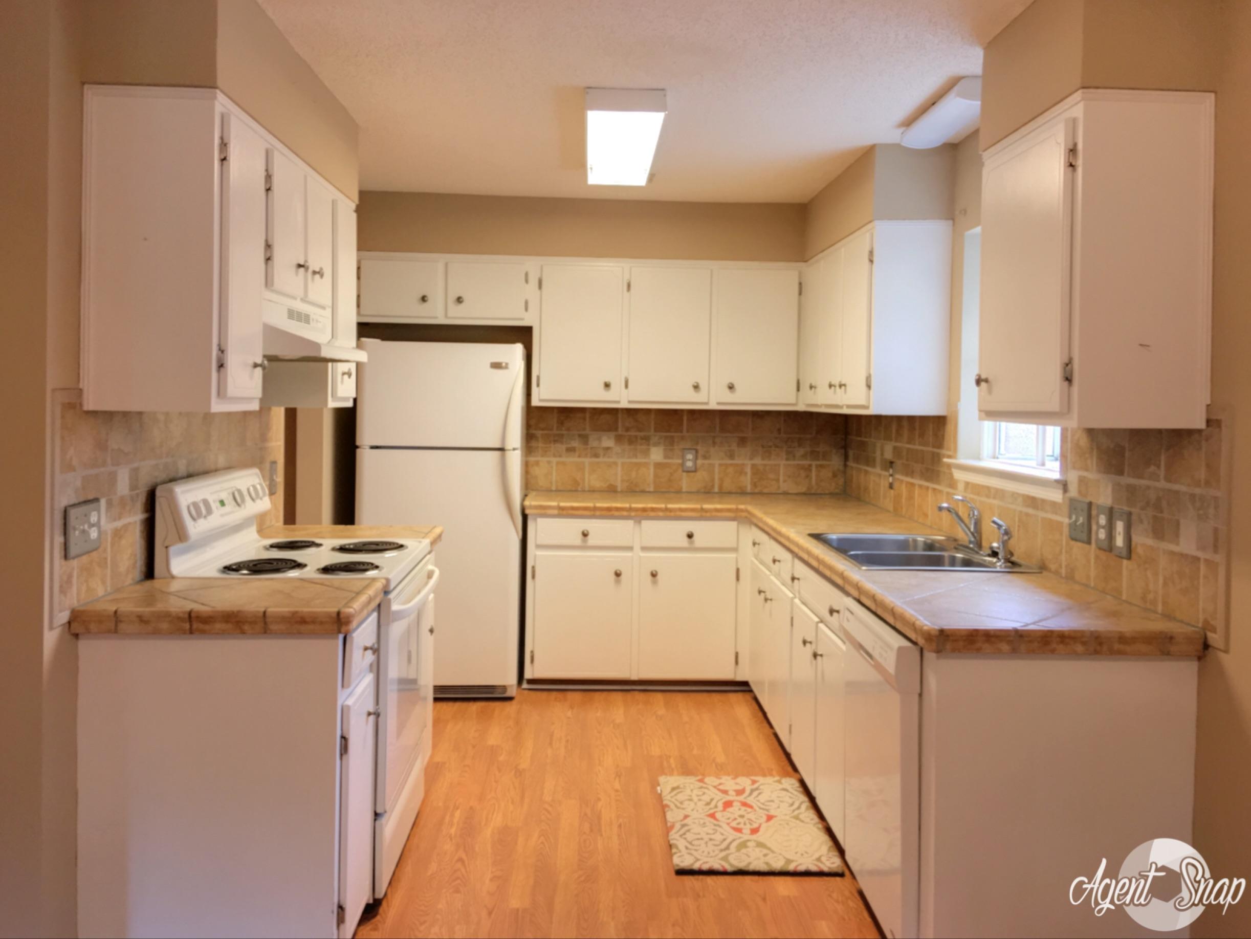 FLORIDA HEIGHTS - Residential