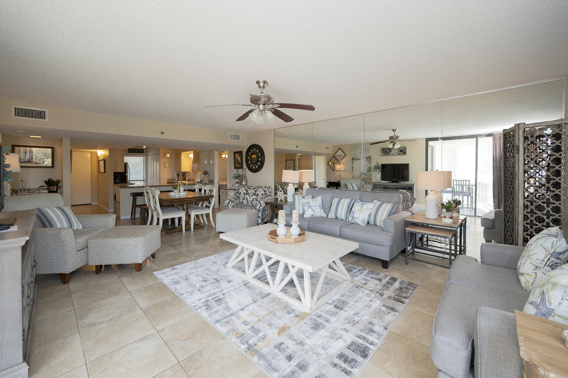 MAINSAIL CONDO PH 3 - Residential