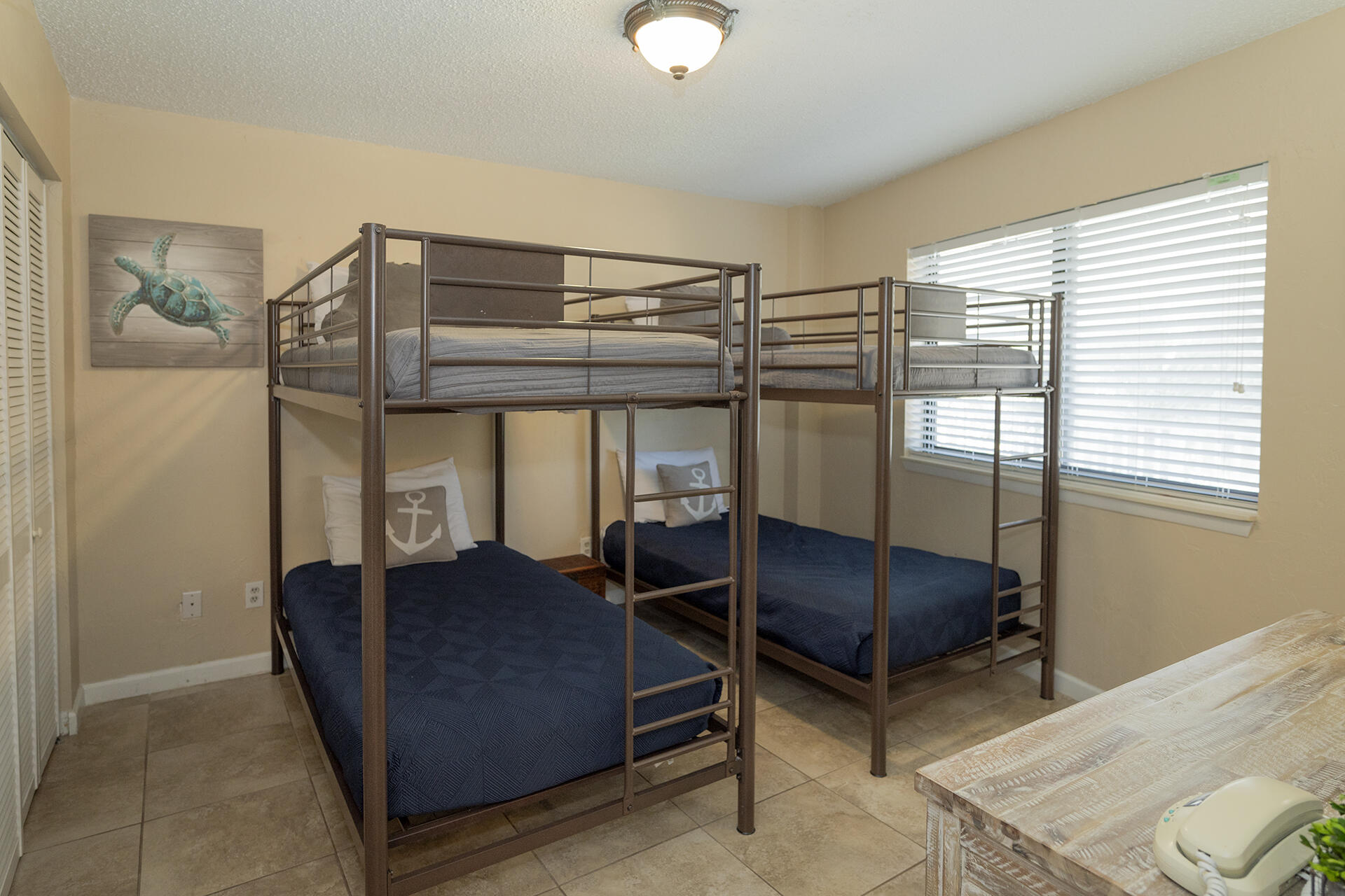 MAINSAIL CONDO PH 3 - Residential