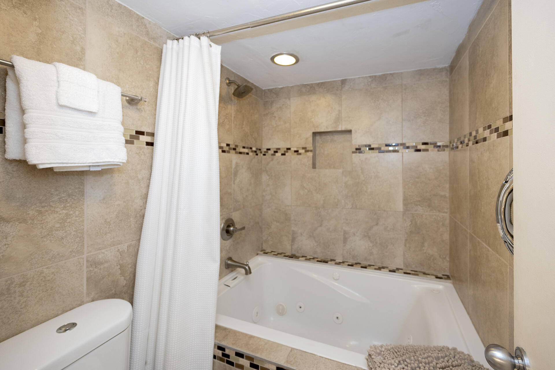 MAINSAIL CONDO PH 3 - Residential