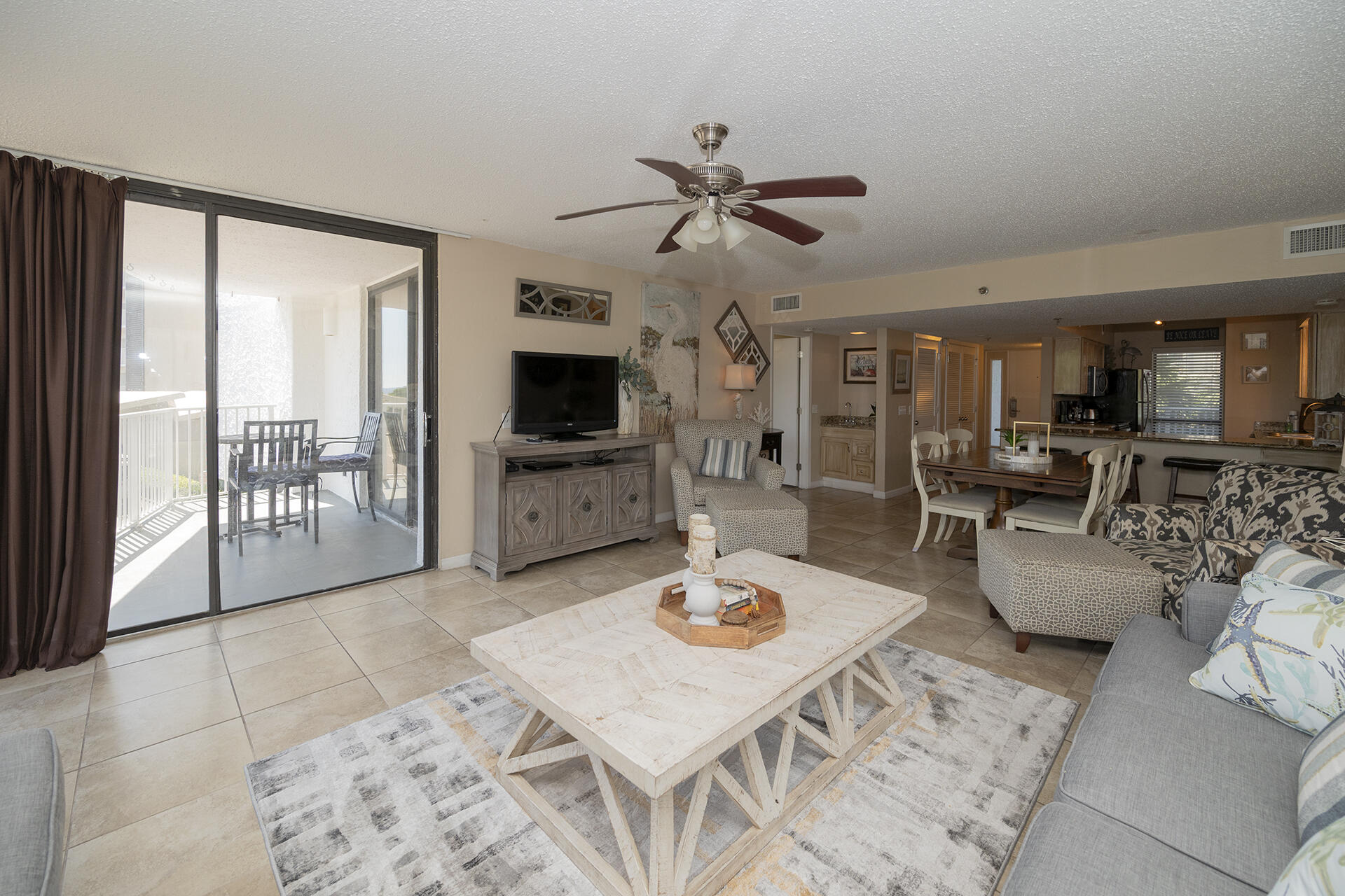 MAINSAIL CONDO PH 3 - Residential