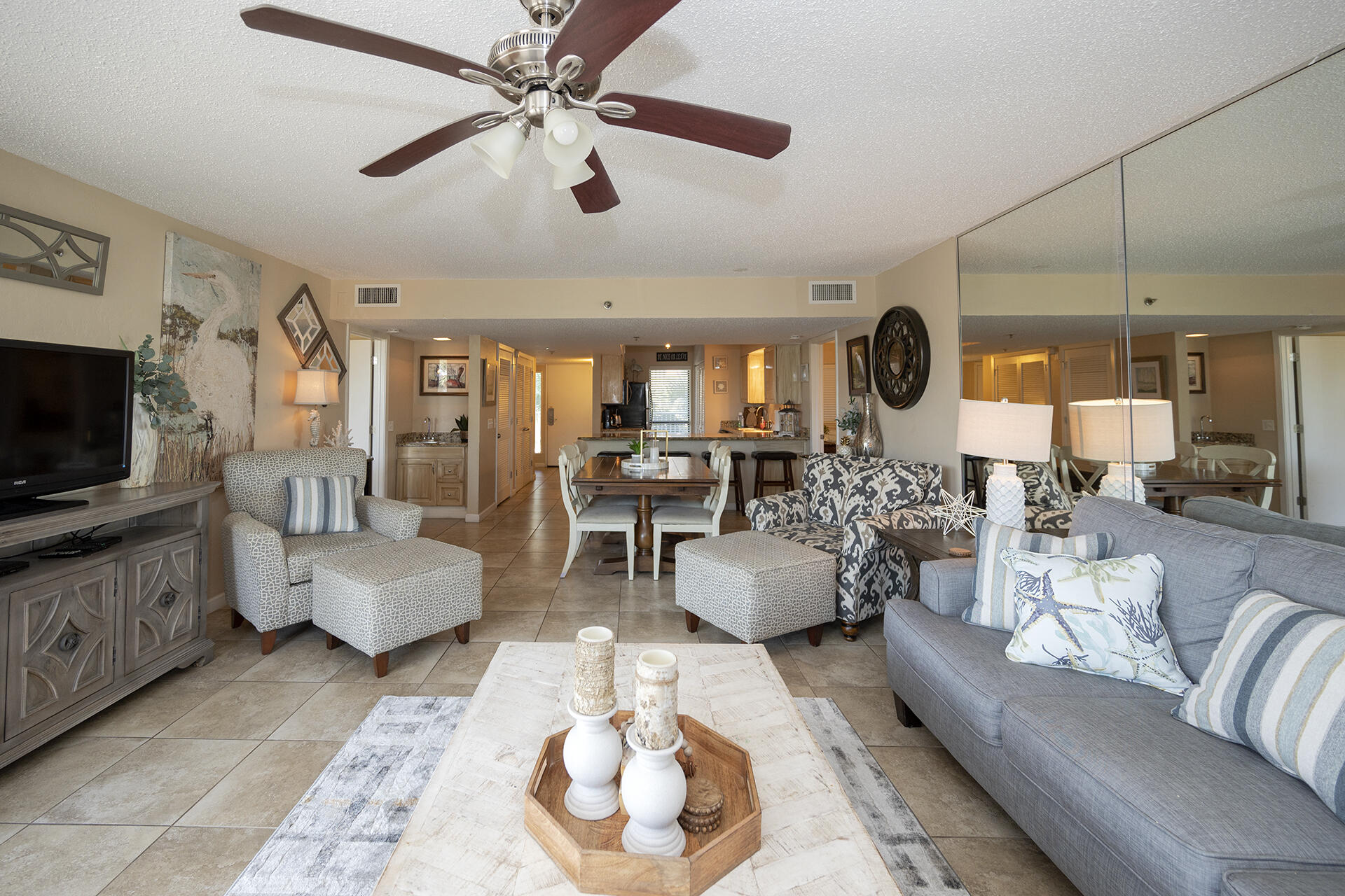 MAINSAIL CONDO PH 3 - Residential