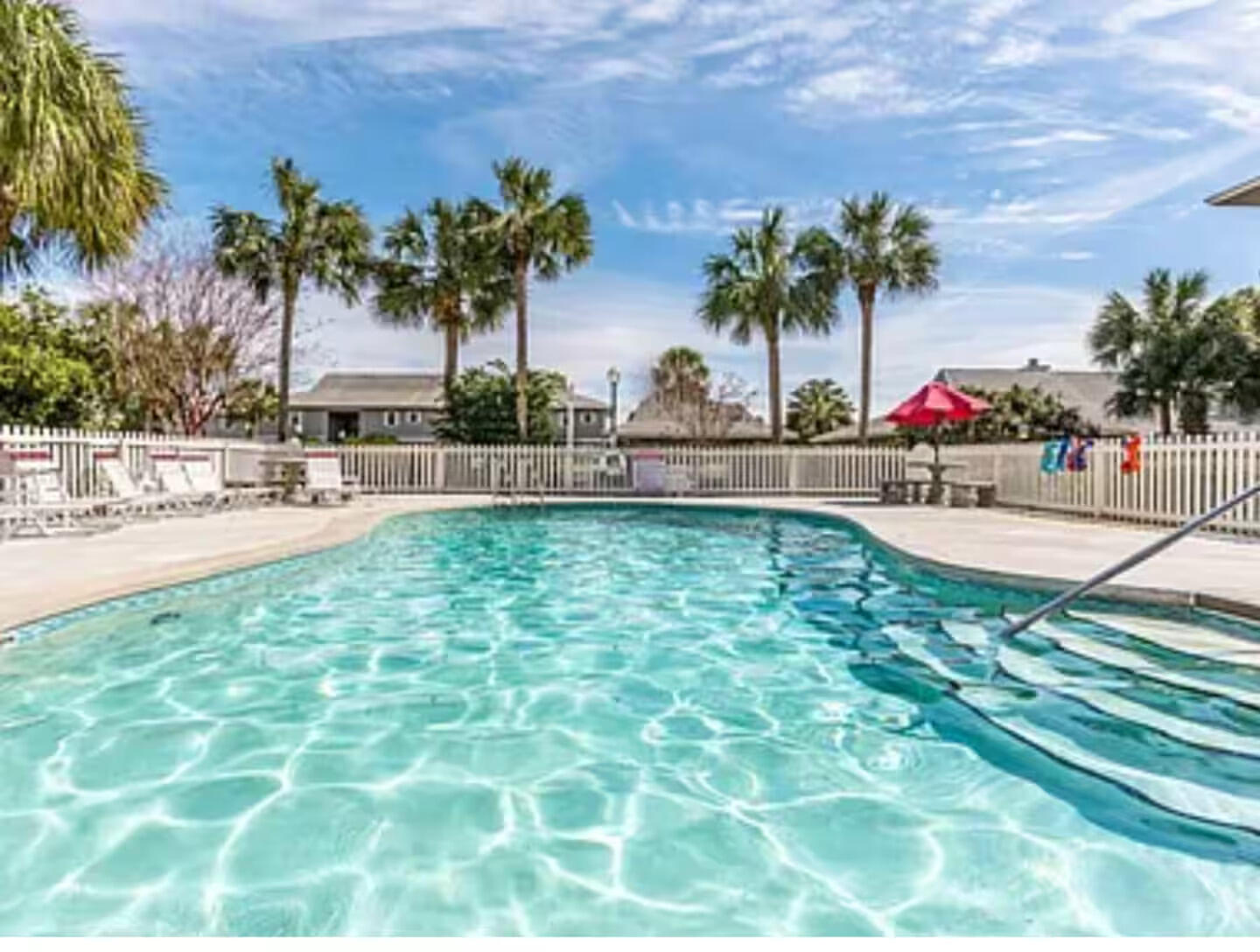 BEACHWOOD VILLAS CONDO - Residential