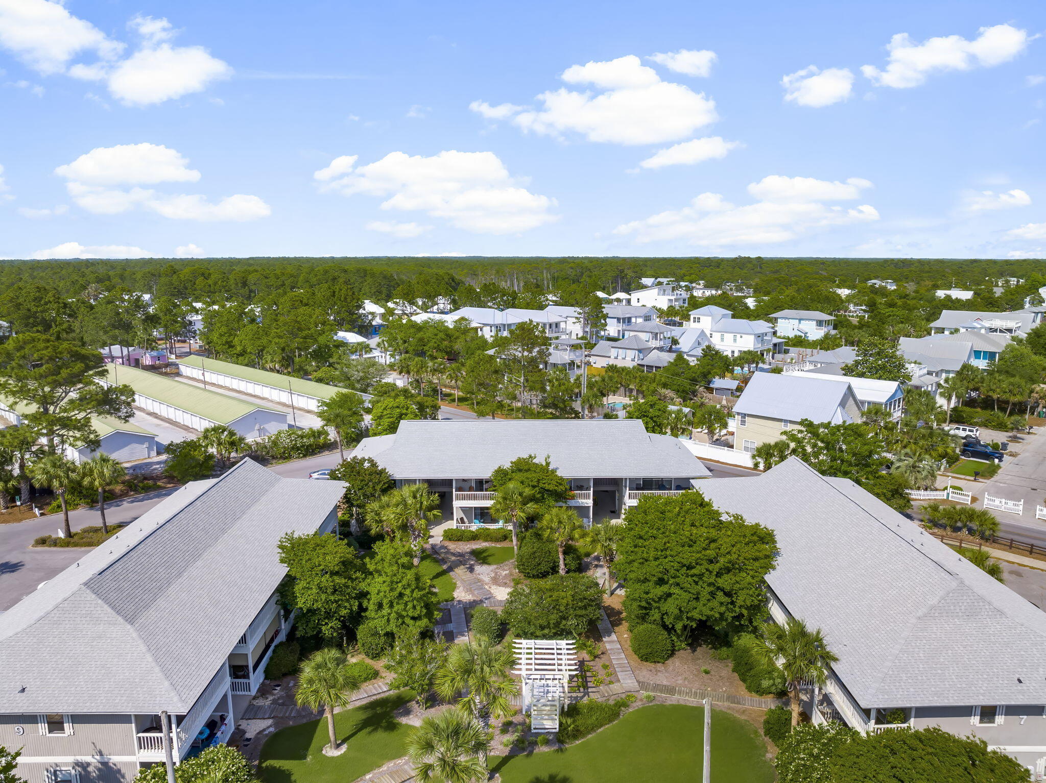 BEACHWOOD VILLAS CONDO - Residential