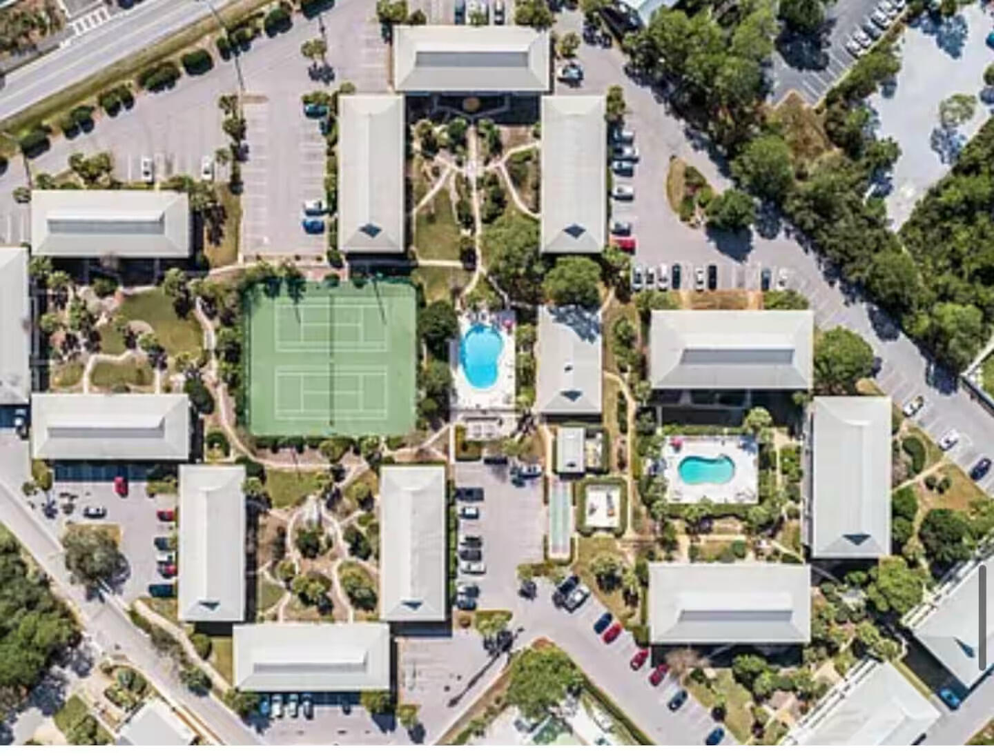 BEACHWOOD VILLAS CONDO - Residential