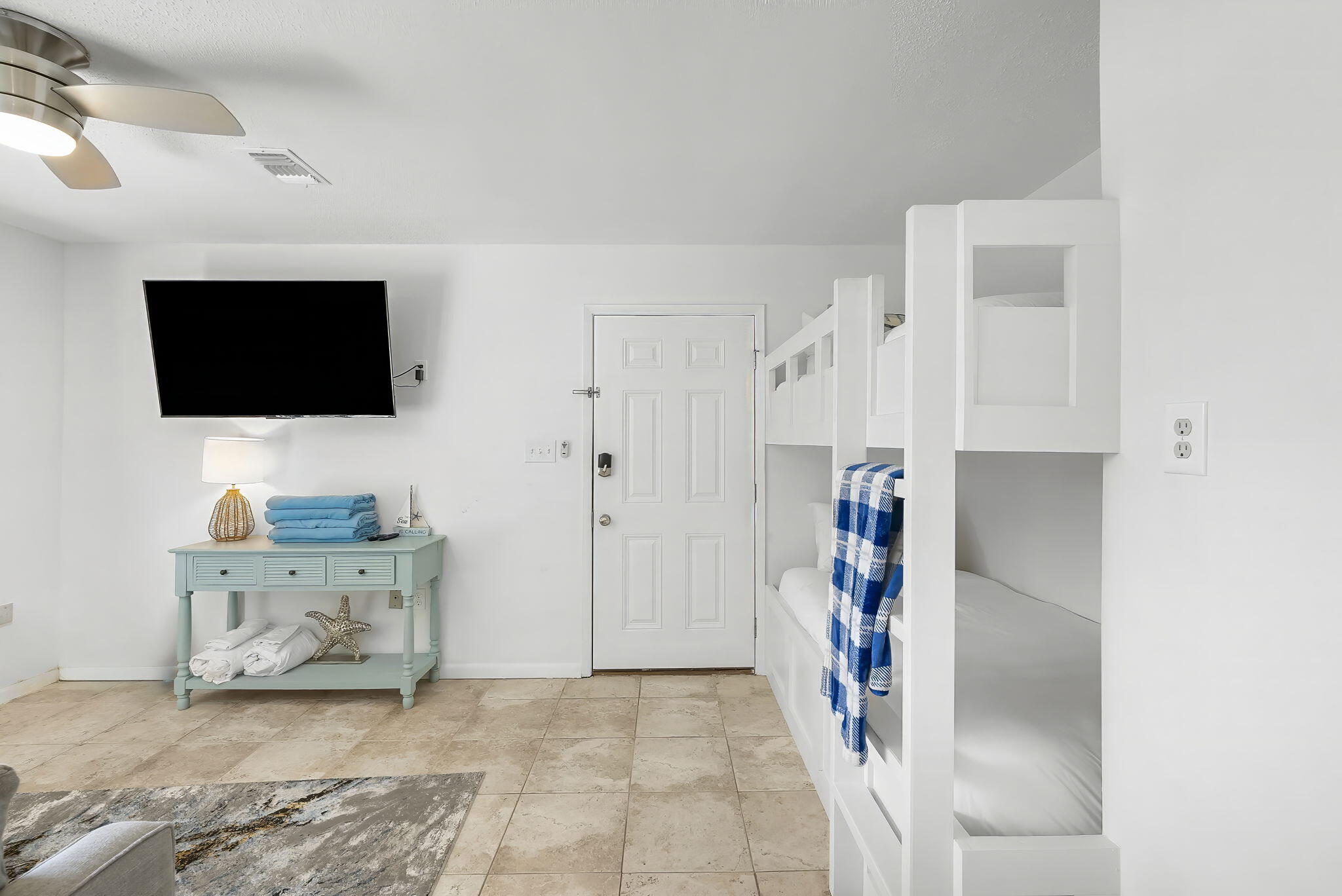 BEACHWOOD VILLAS CONDO - Residential