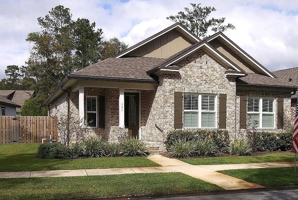 Situated in beautiful Marina Village with access to the Freeport Marina. This 2018 home with open floor plan including 3 bedrooms plus a flex room and 2 1/2 baths. Many extras were added to this beautiful home. This home has lots of storage including a large pantry, utility closet and linen closet. There is a laundry sink in the utility room, which adjoins the owner's suite. There are two large walk-in closets. The garage has epoxy floor for easy cleaning and pull down stairs in garage, with partial flooring in the attic.