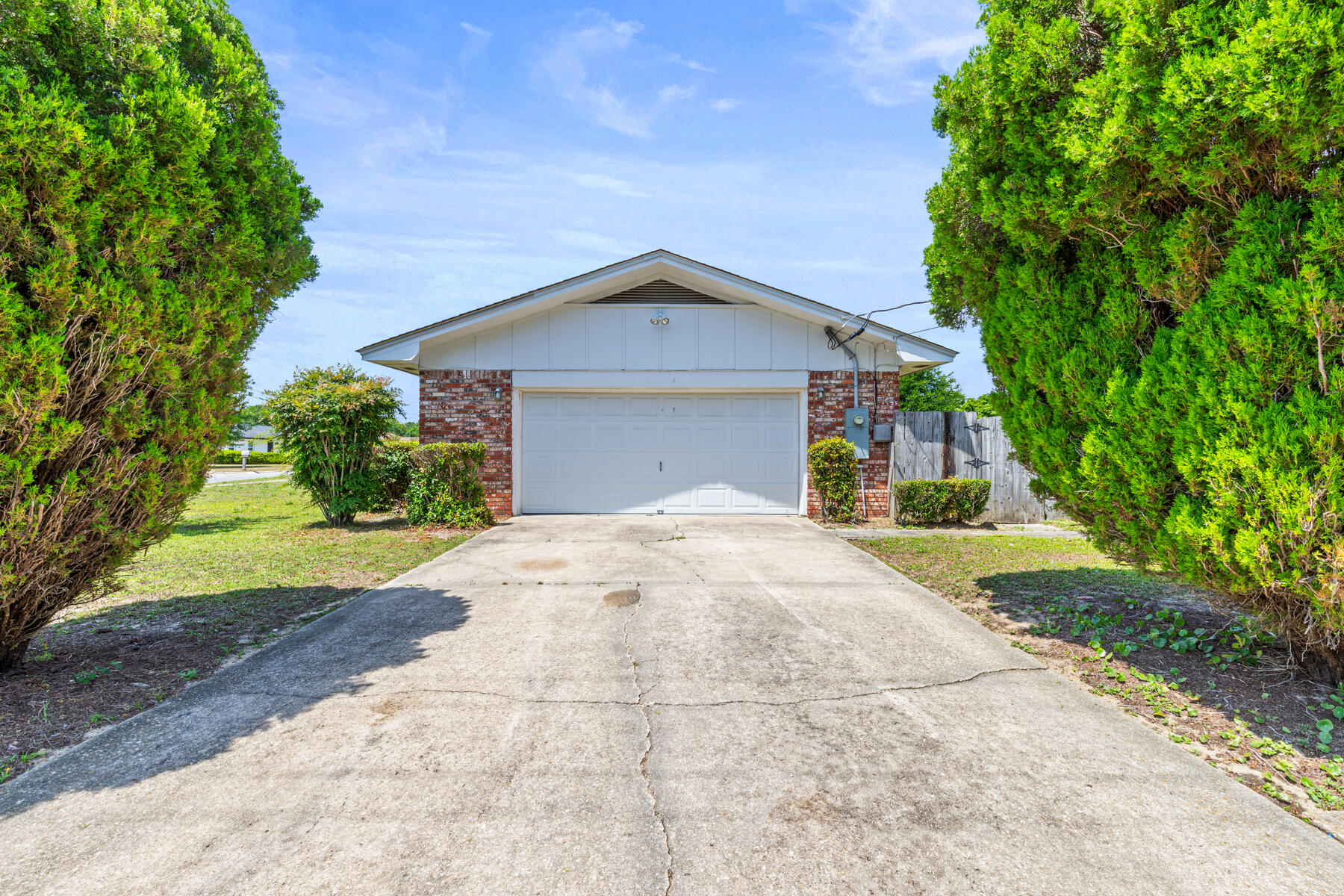 CLAIRE ESTATES - Residential