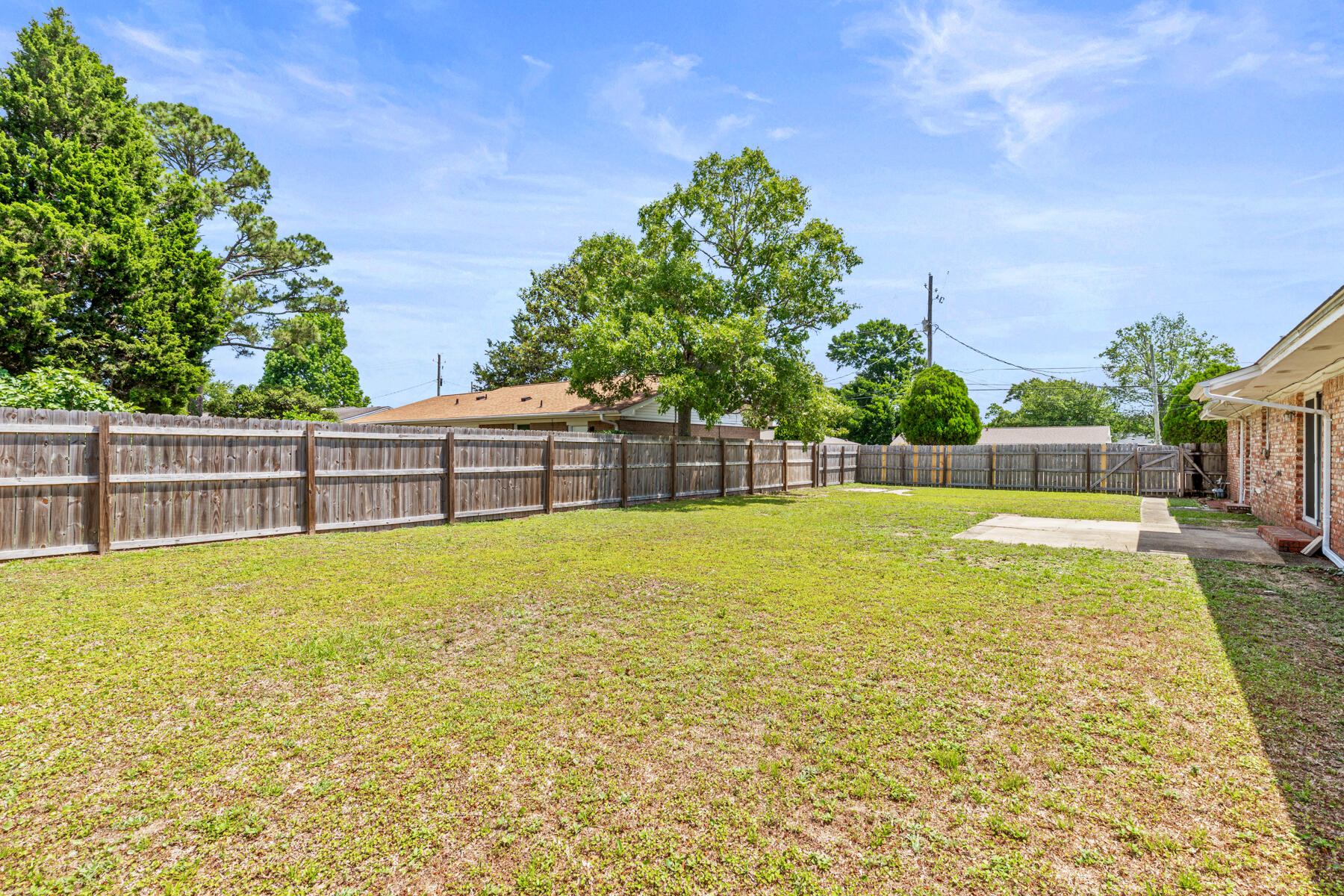 CLAIRE ESTATES - Residential