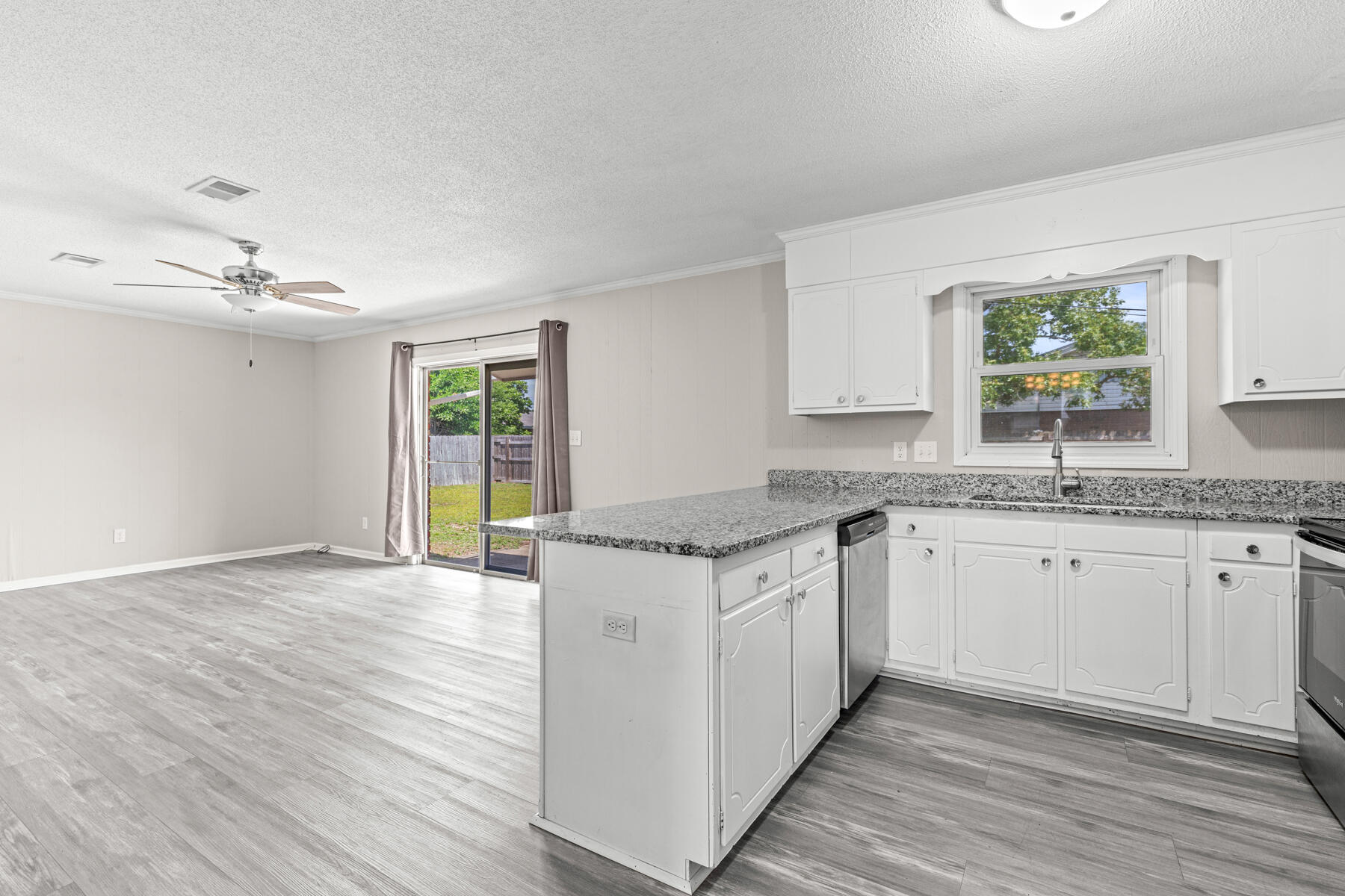 CLAIRE ESTATES - Residential