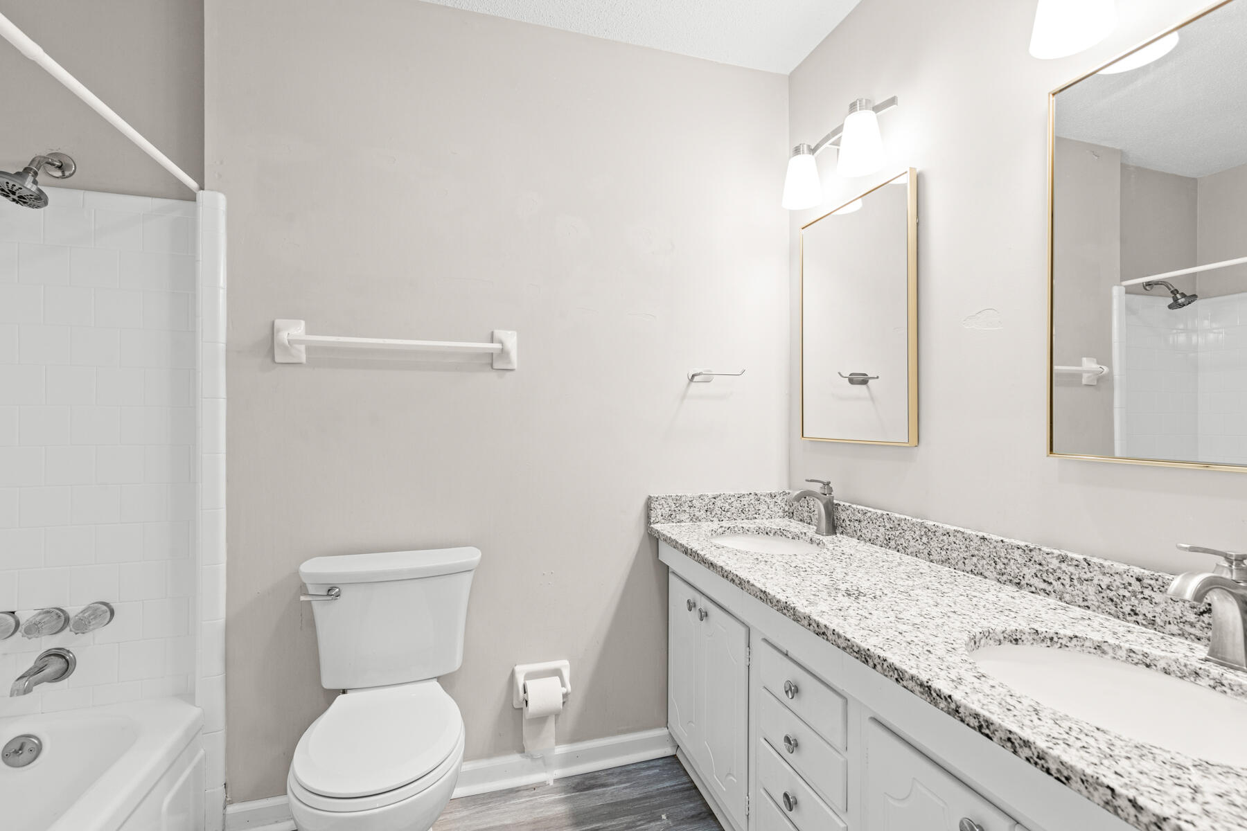 CLAIRE ESTATES - Residential