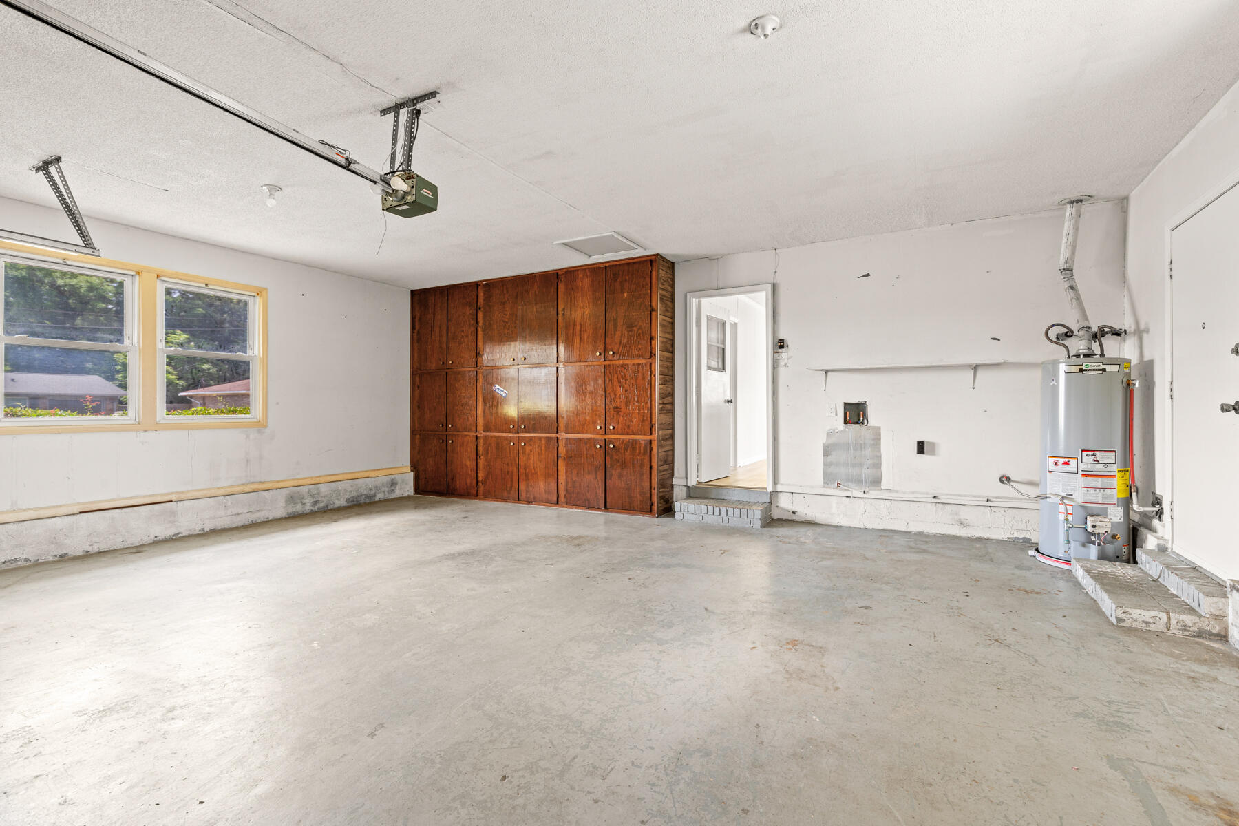 CLAIRE ESTATES - Residential
