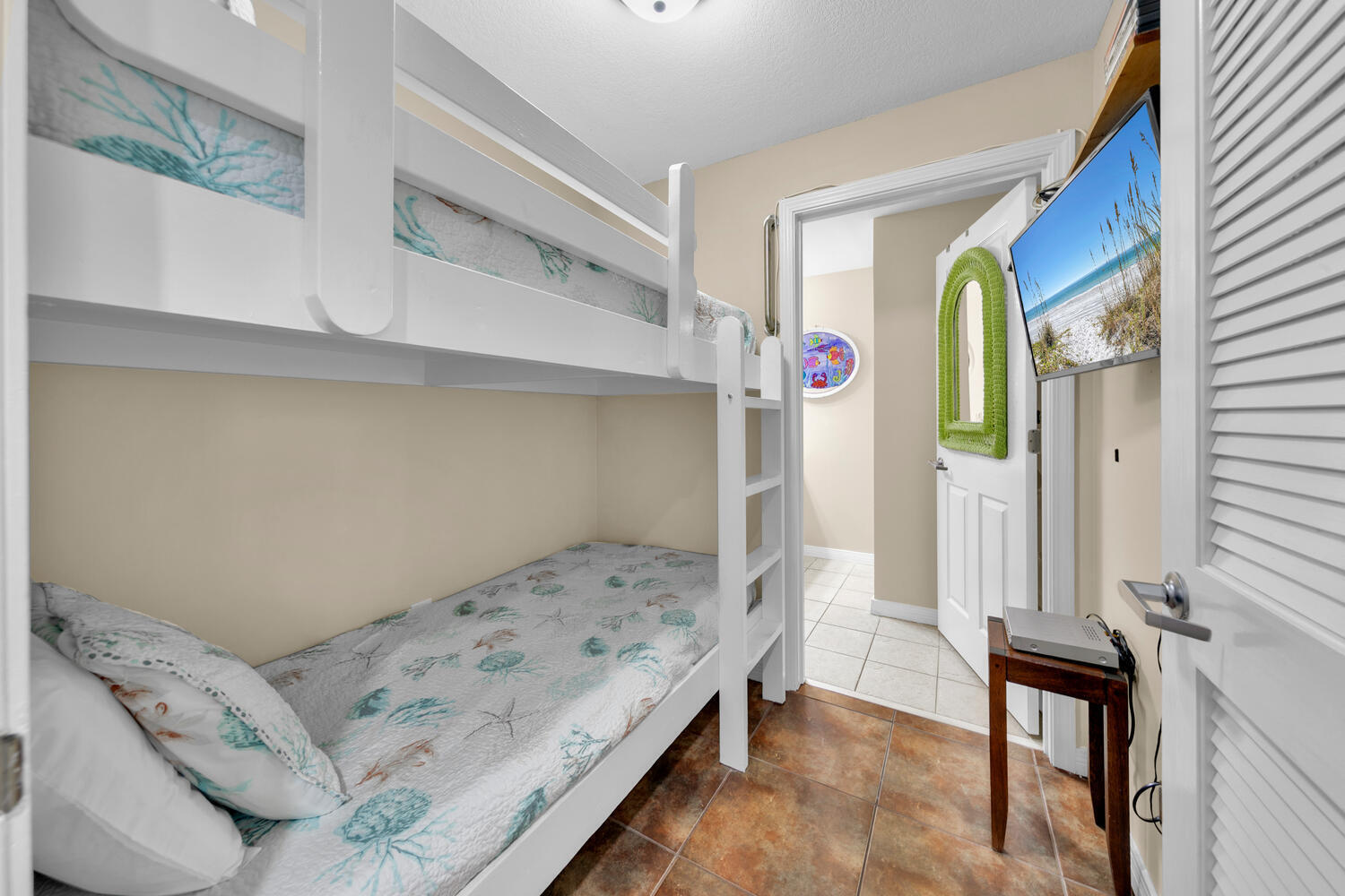 DESTIN WEST BEACH & BAY RESORT-GULFSIDE - Residential