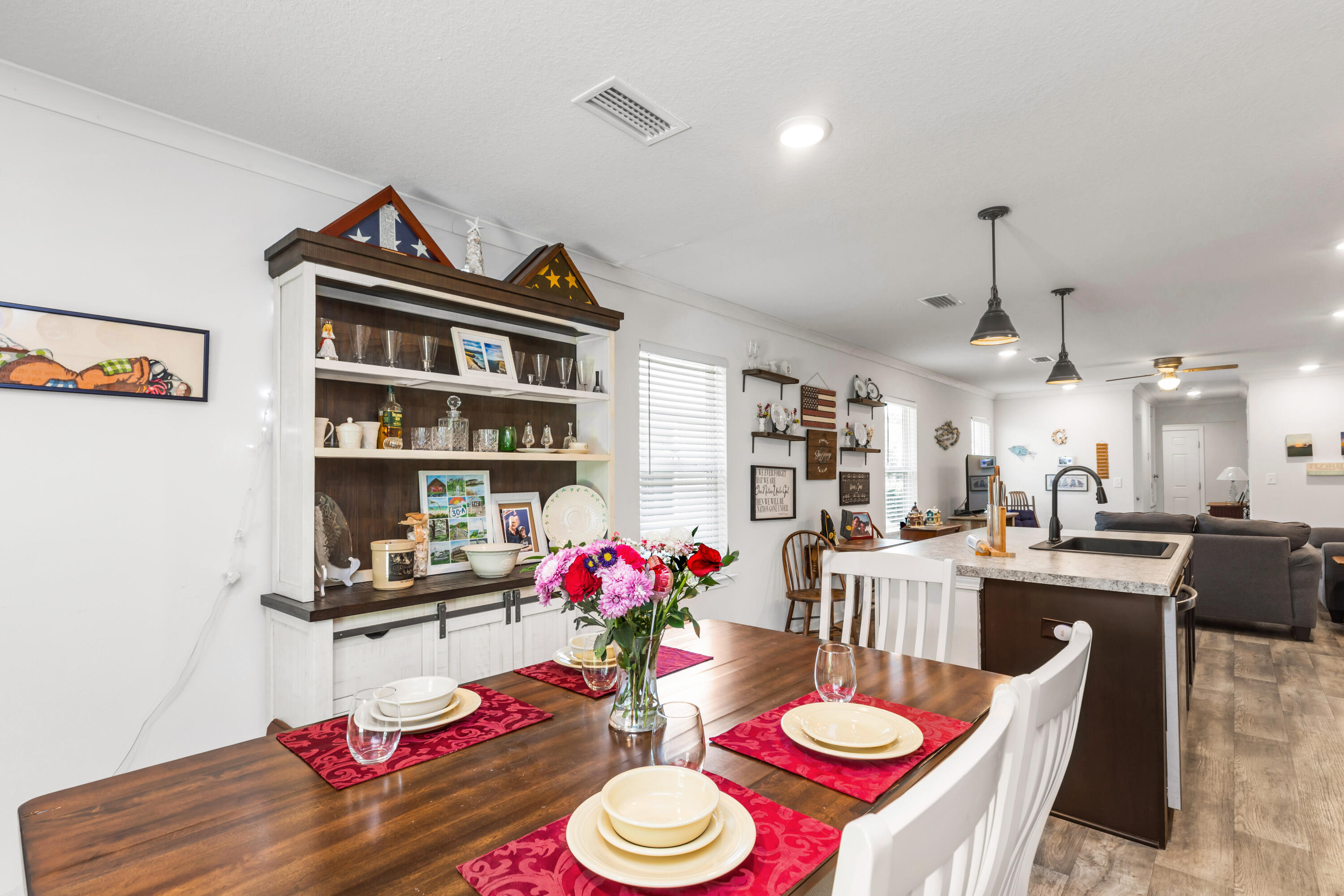 HAMMOCK BAY - Residential