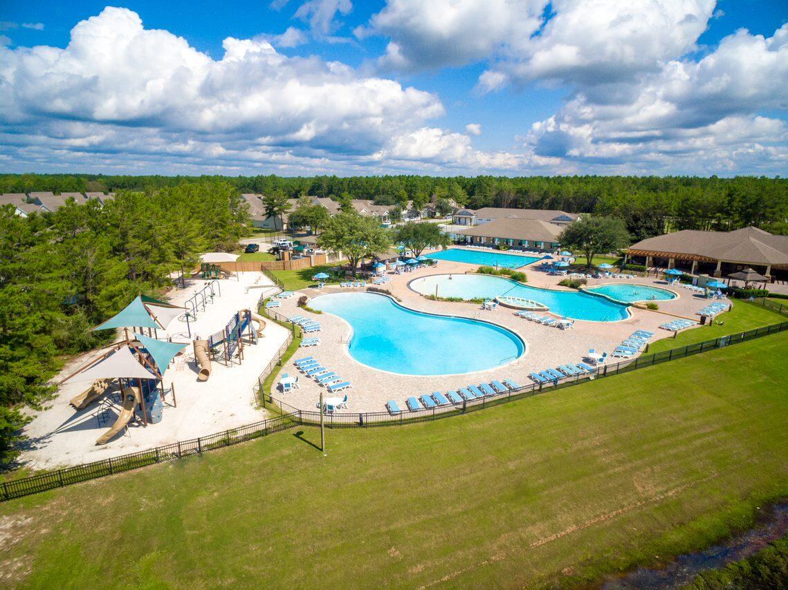 HAMMOCK BAY - Residential