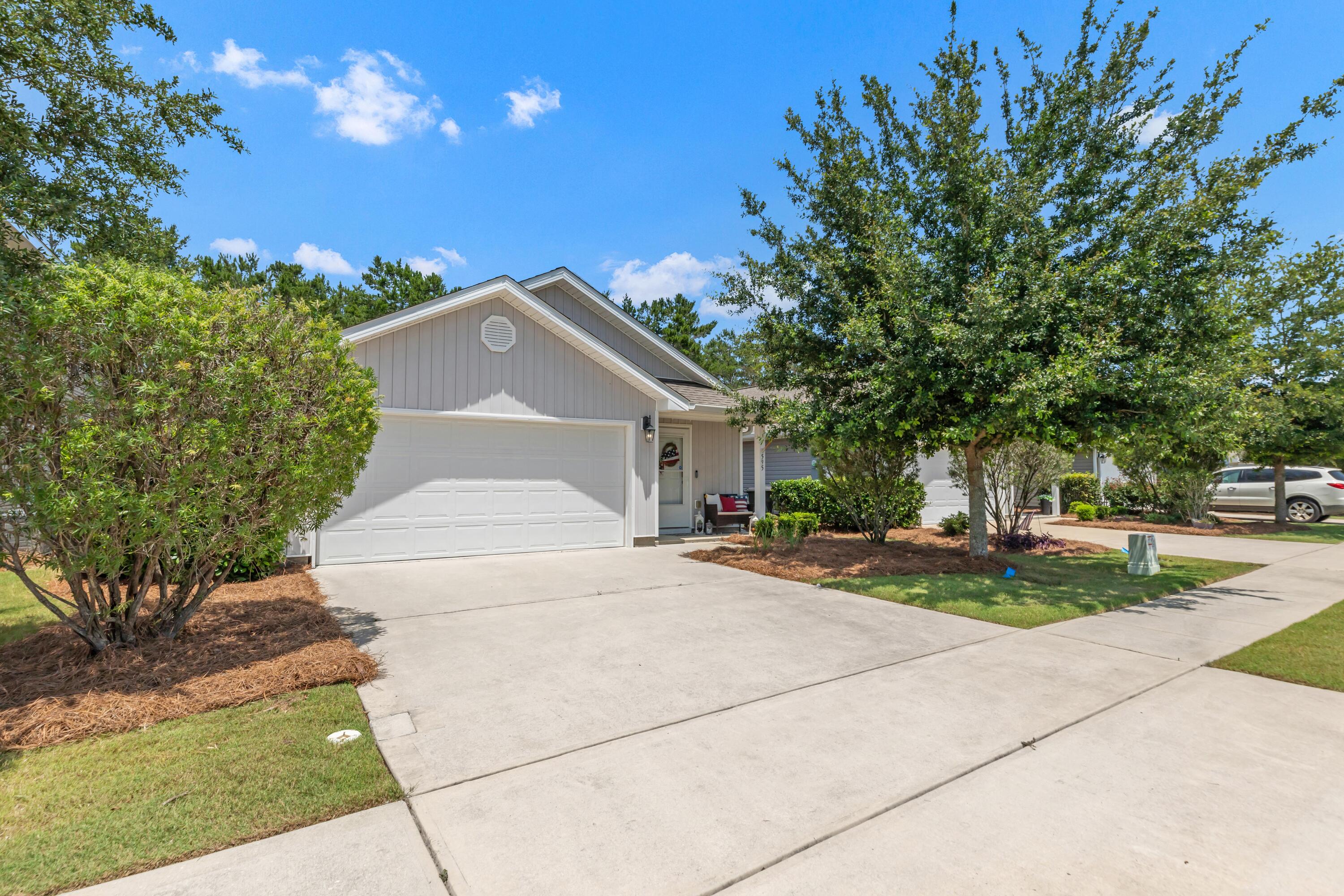 HAMMOCK BAY - Residential