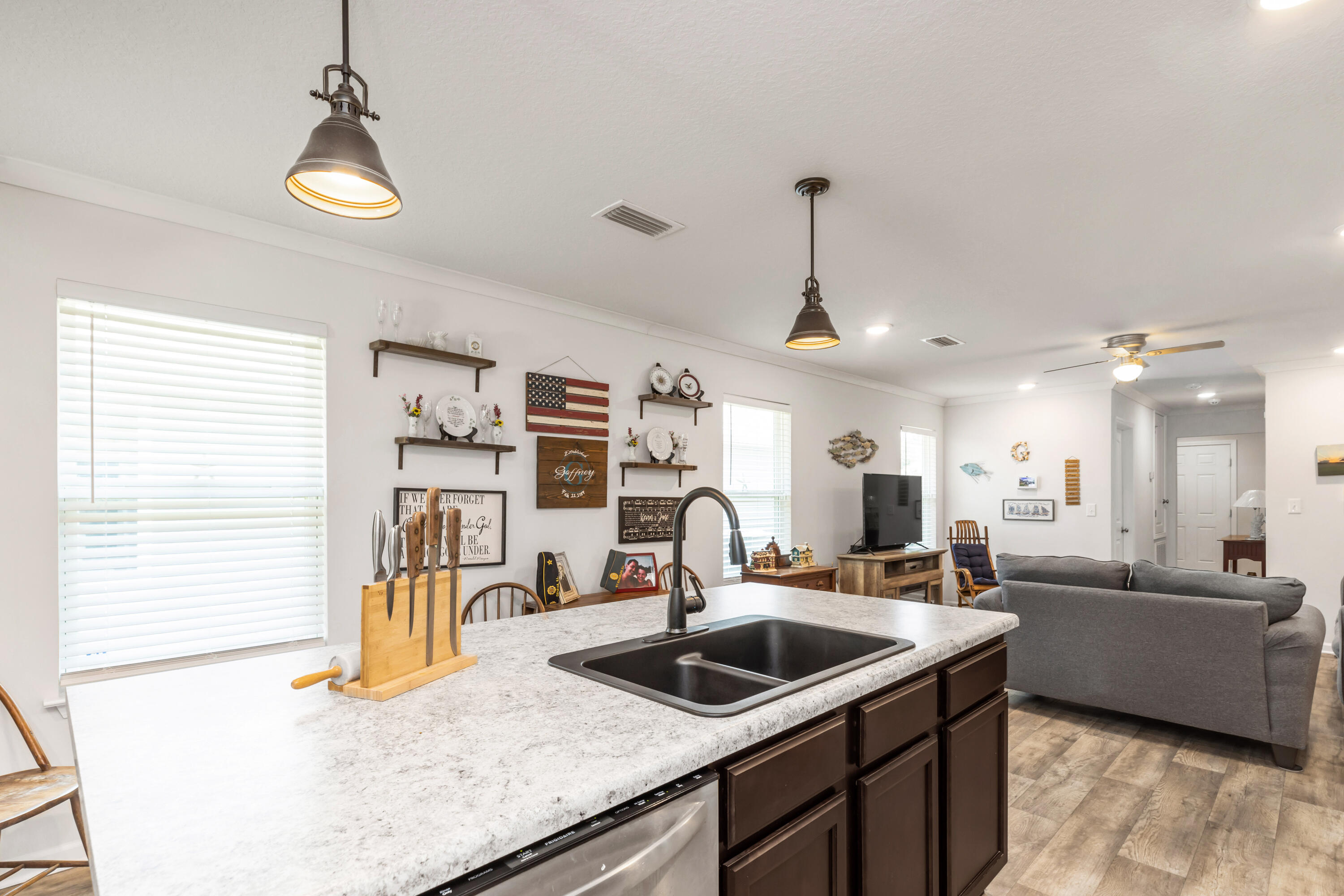 HAMMOCK BAY - Residential