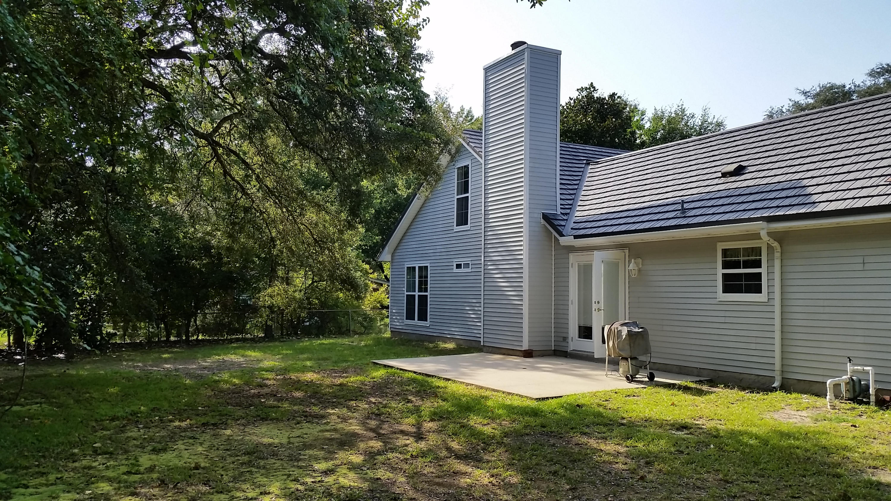 BAYOU POQUITO - Residential