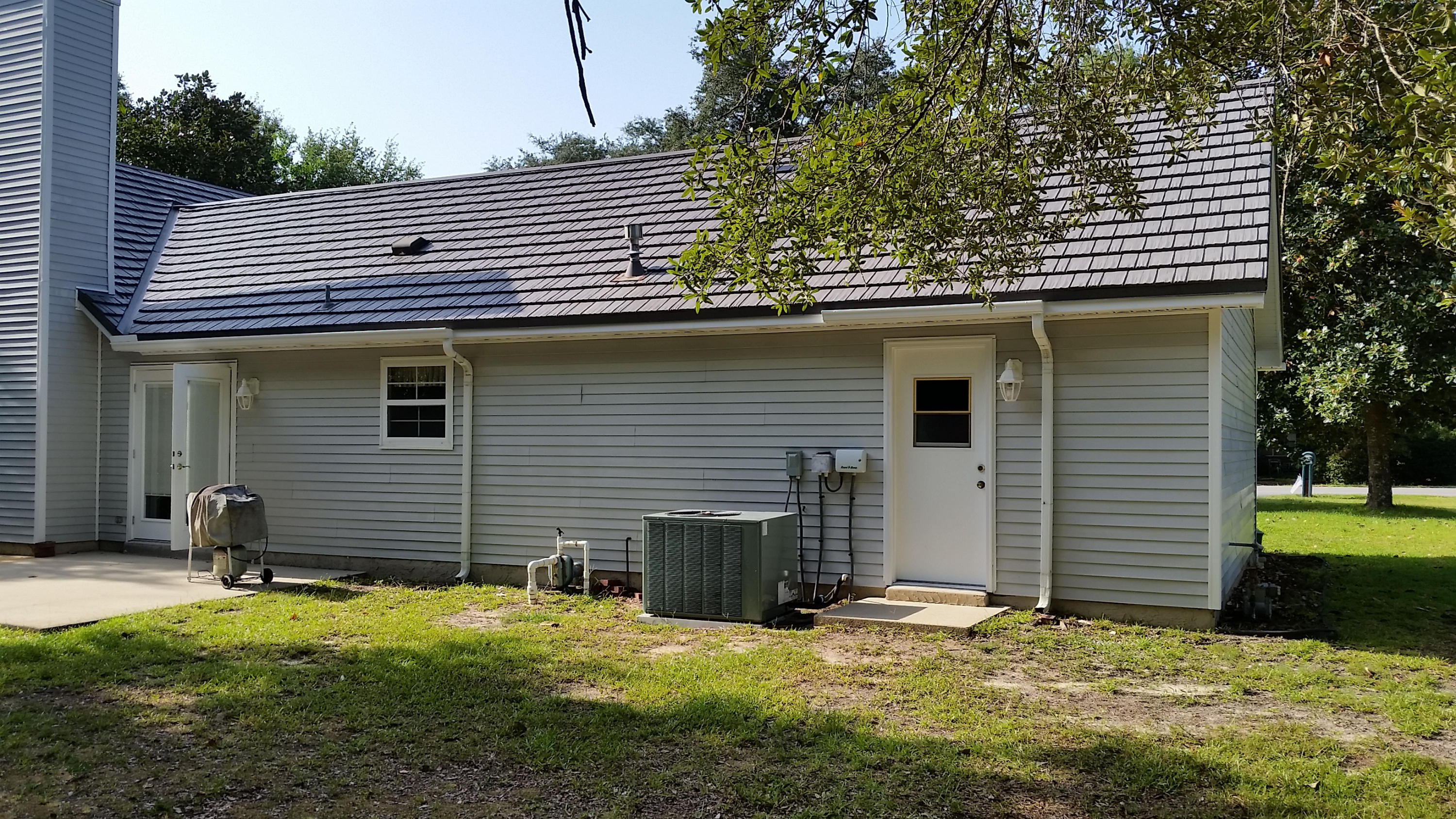 BAYOU POQUITO - Residential