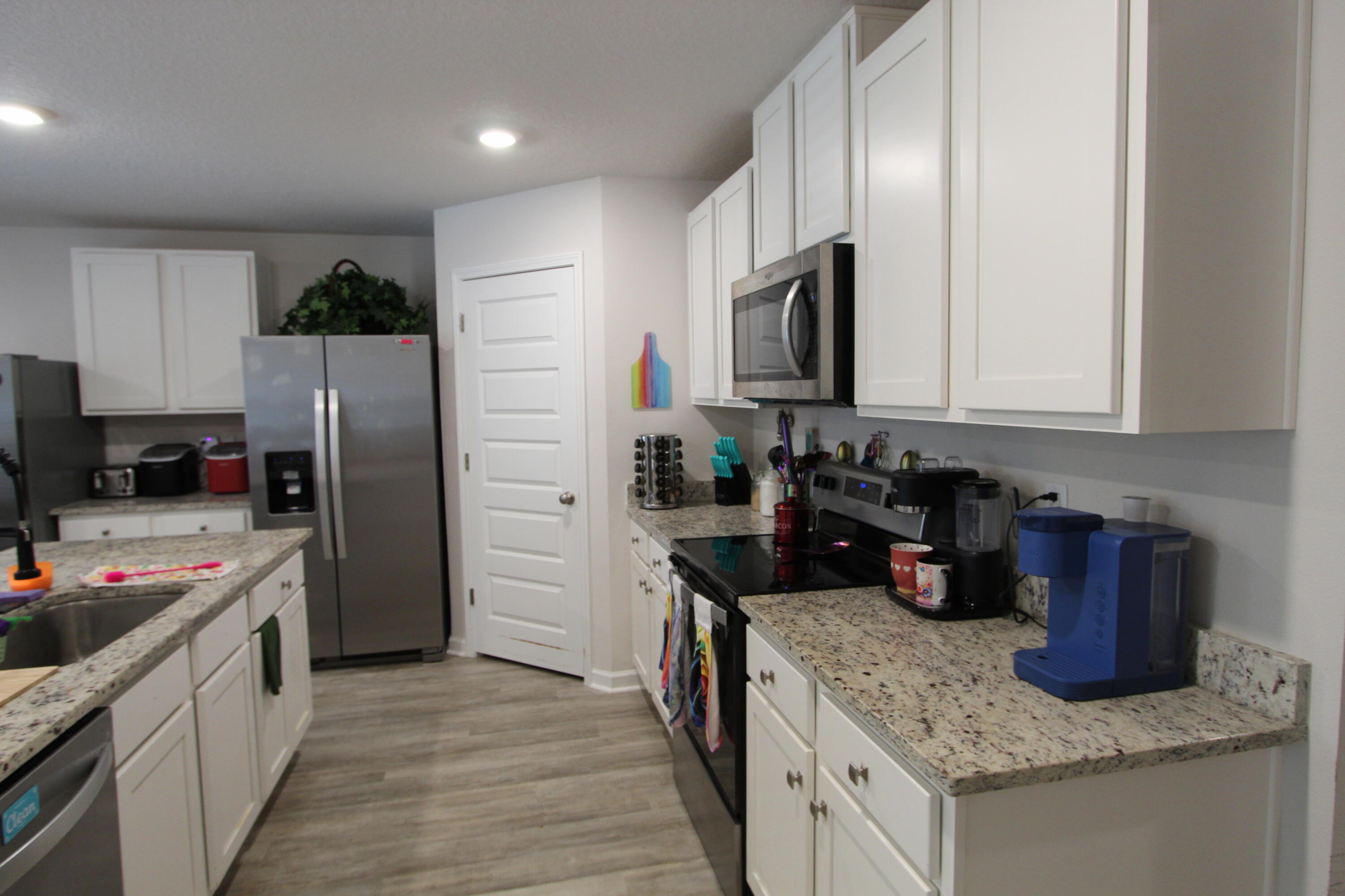 HOMEWOOD EST - Residential Lease